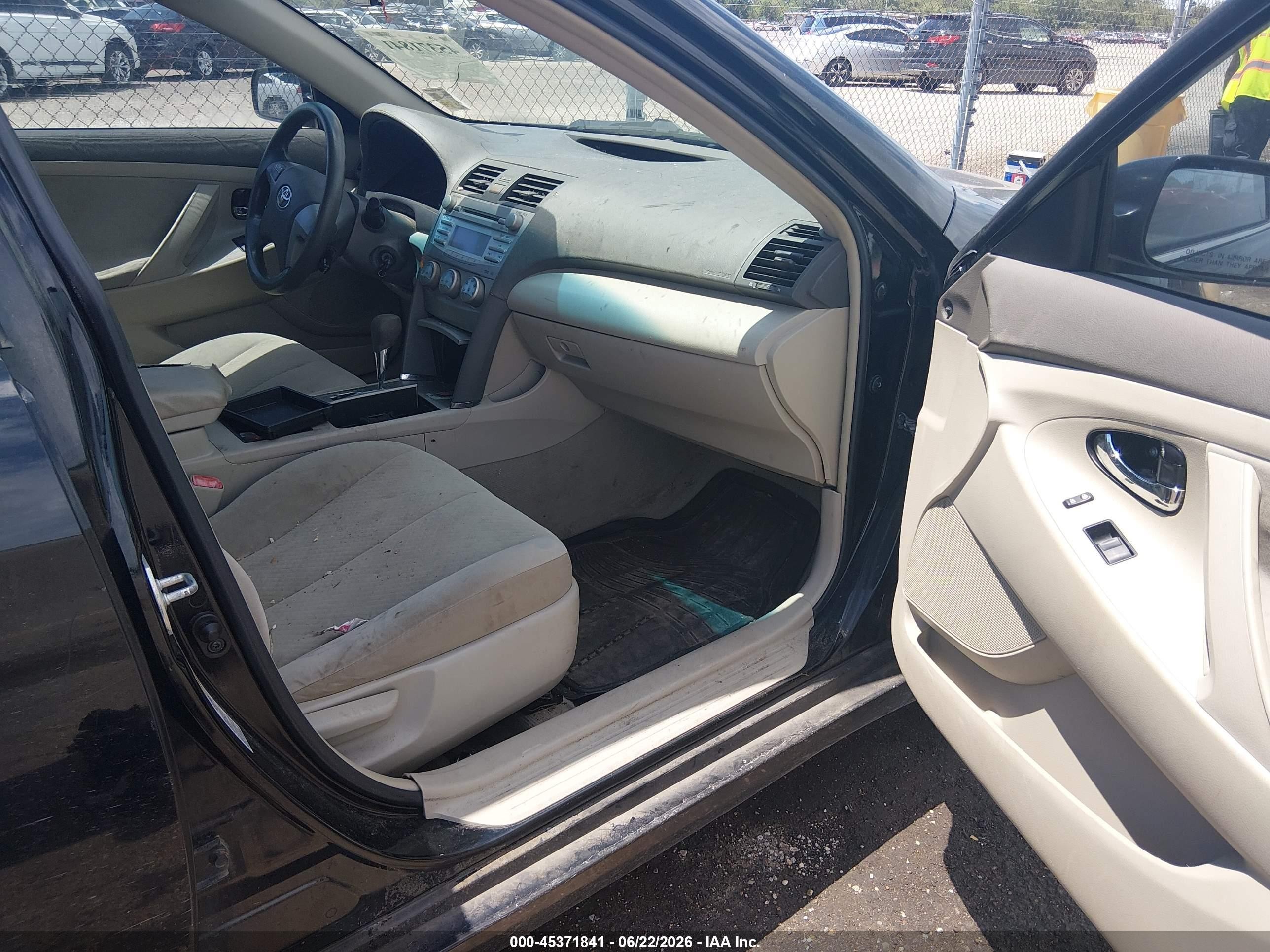 2007 Toyota Camry Le Dark Blue vin: 4T1BE46K77U728066
