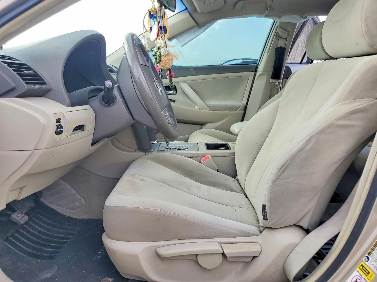 2008 Toyota Camry Base Tan vin: 4T1BE46K78U221802