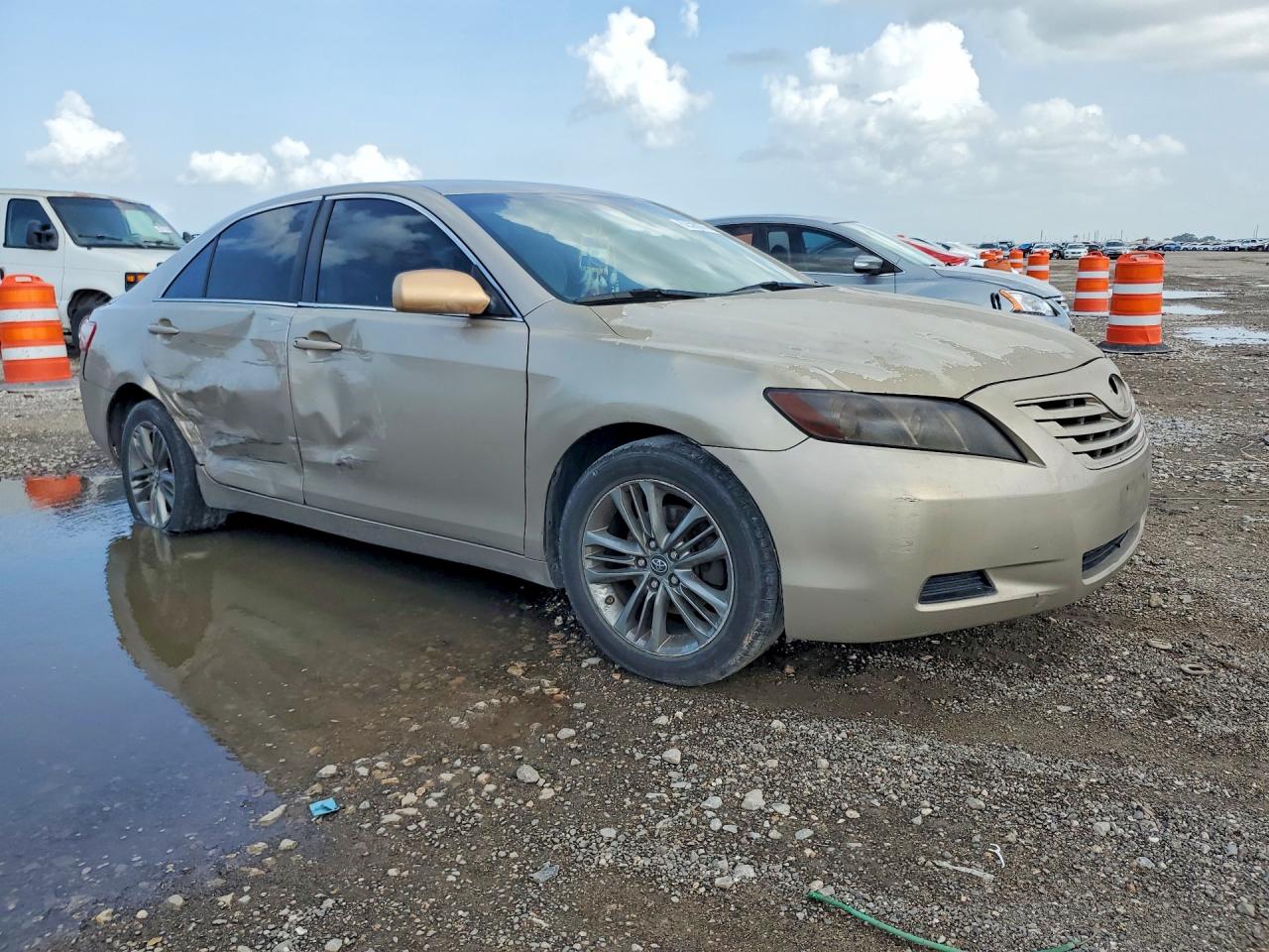 2008 Toyota Camry Base Tan vin: 4T1BE46K78U221802