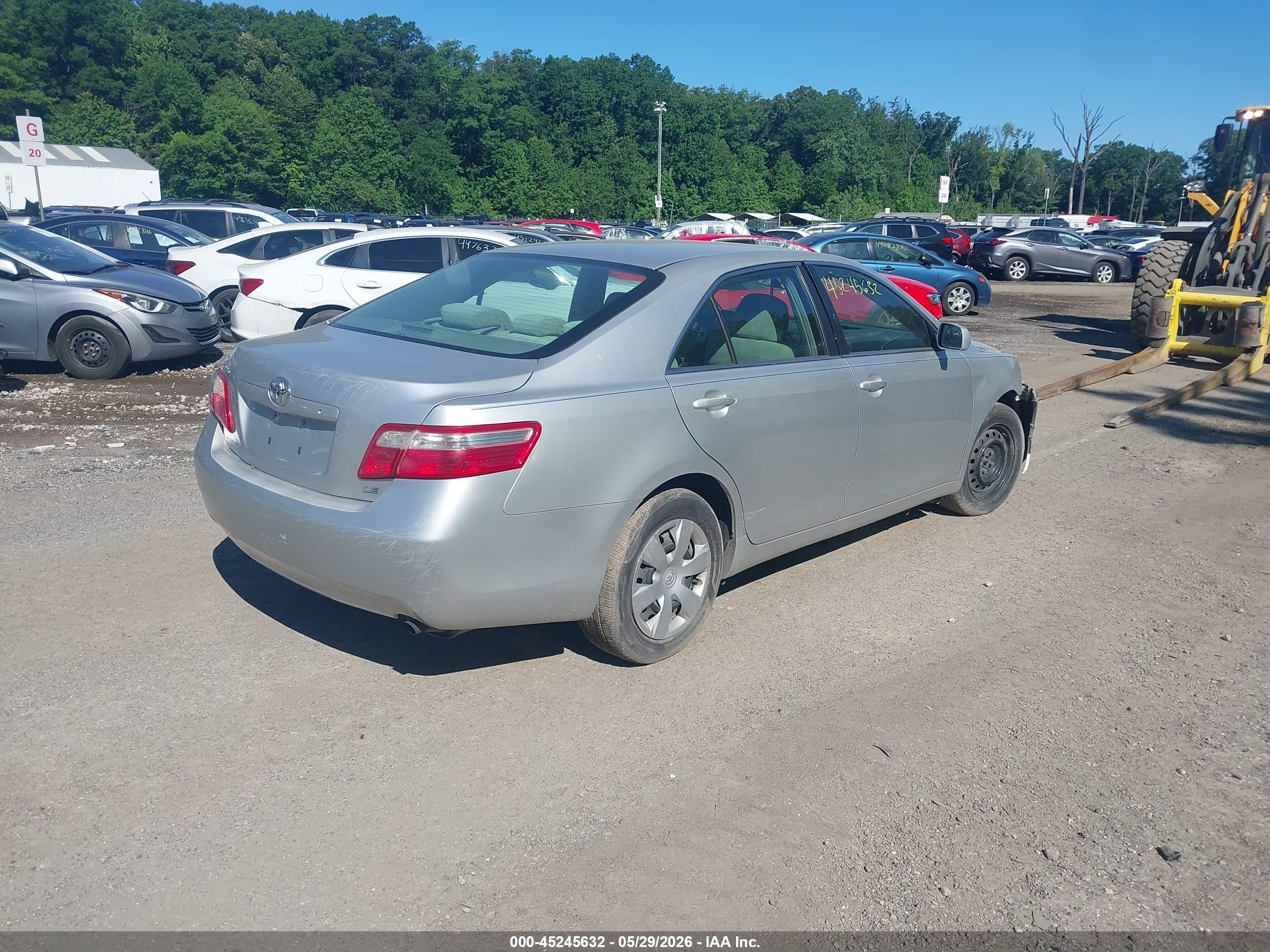2008 Toyota Camry Le Silver vin: 4T1BE46K78U238390