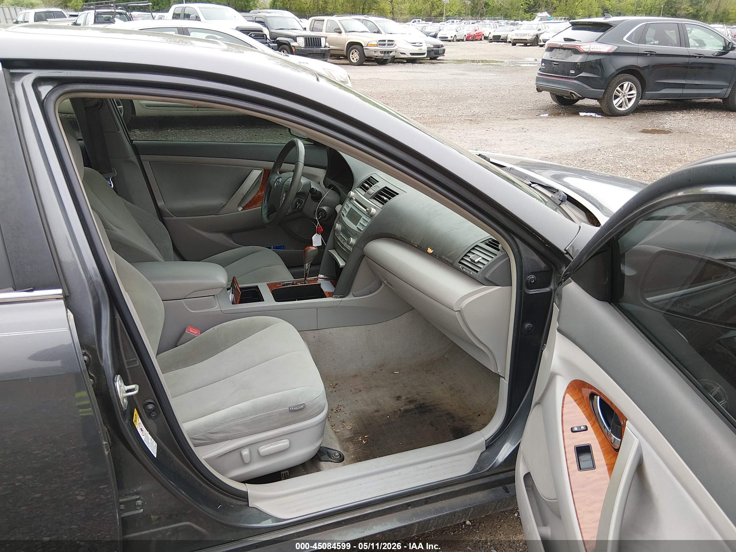 2008 Toyota Camry Xle Gray vin: 4T1BE46K78U249664