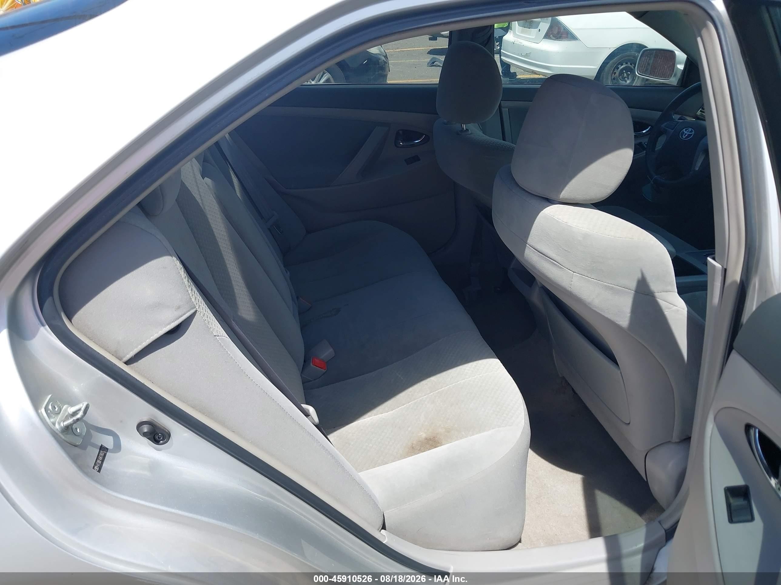 2008 Toyota Camry Le Silver vin: 4T1BE46K78U253553