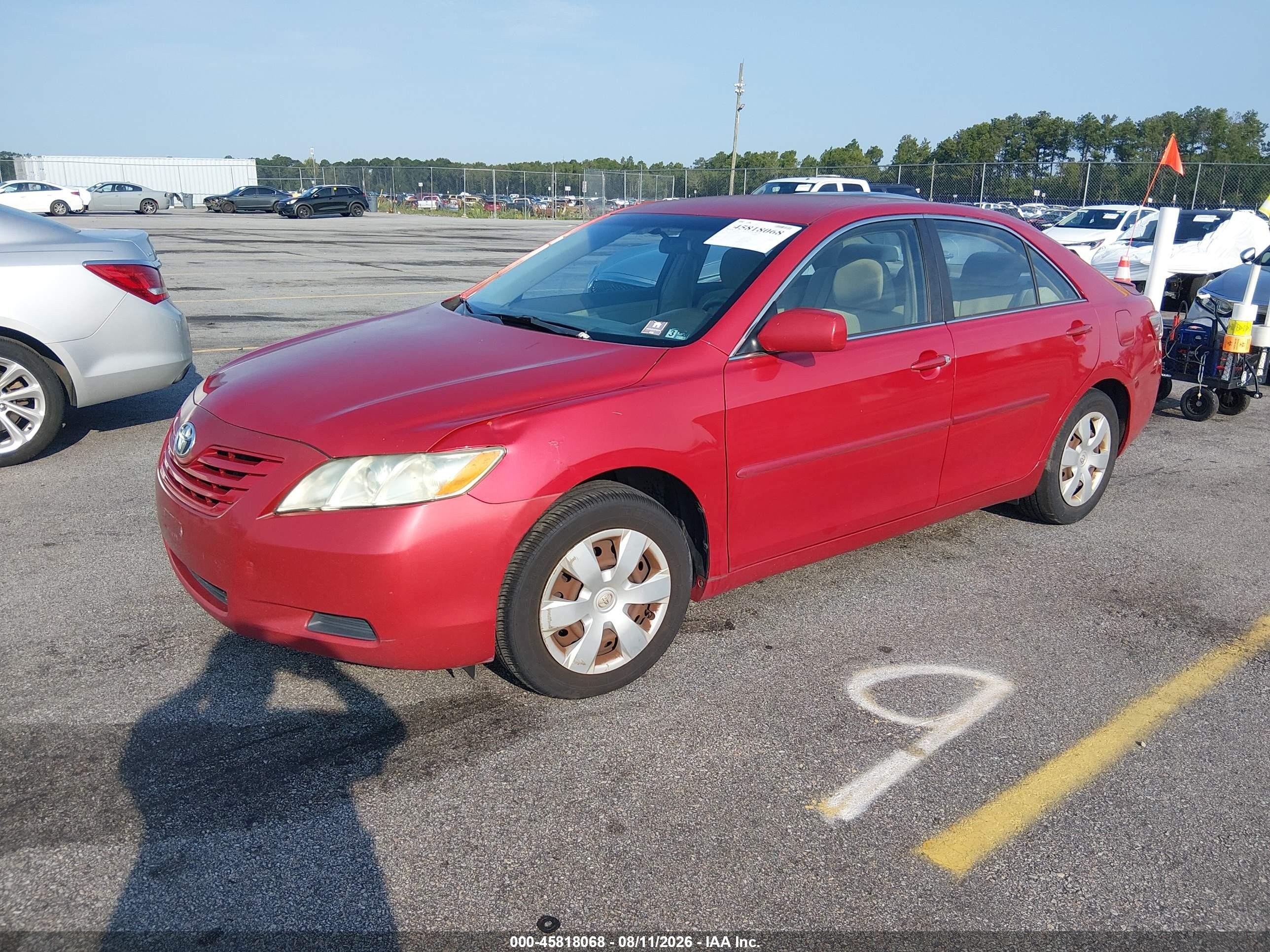 2008 Toyota Camry Le Red vin: 4T1BE46K78U257361