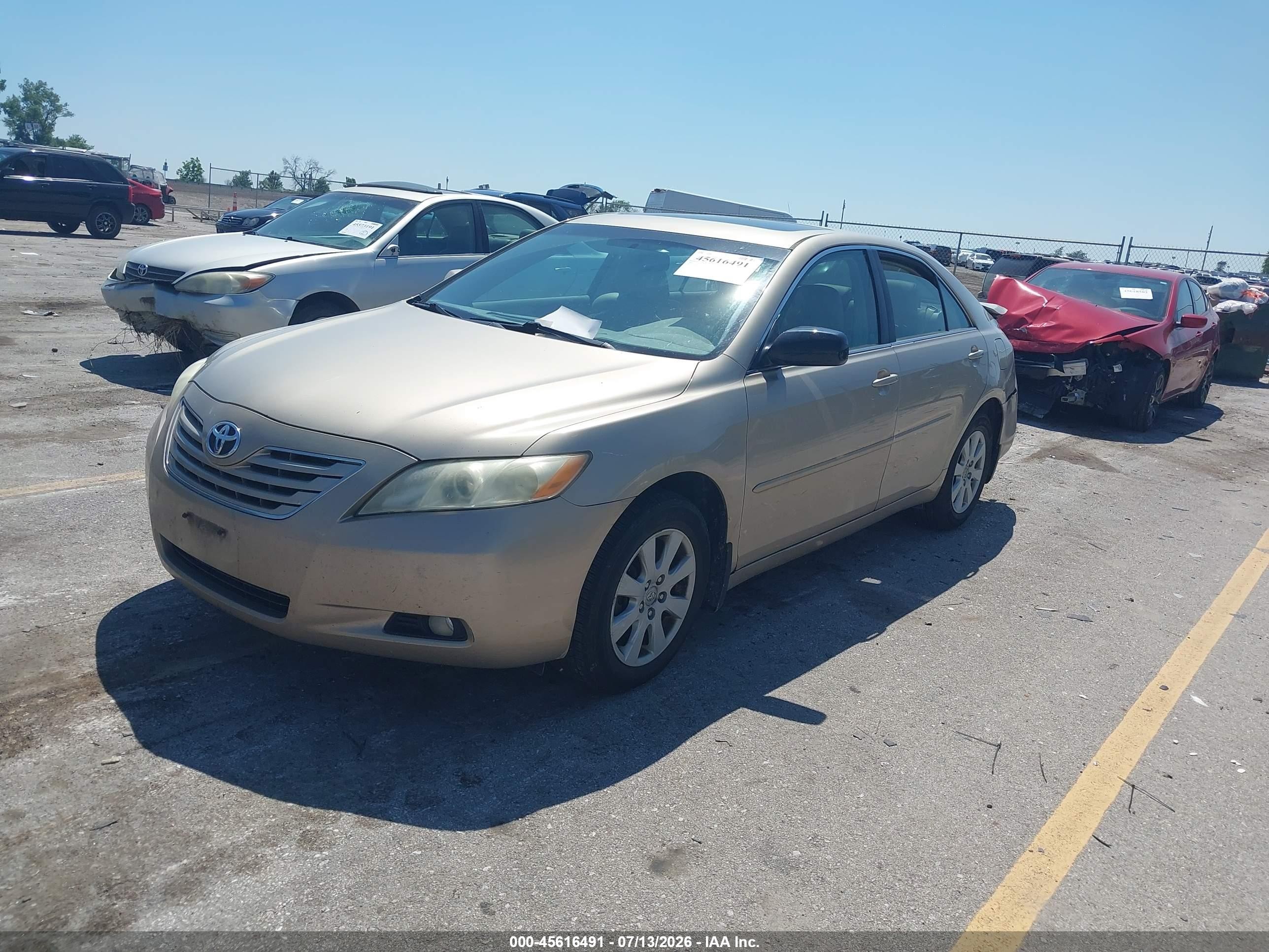 2008 Toyota Camry Xle Tan vin: 4T1BE46K78U738906