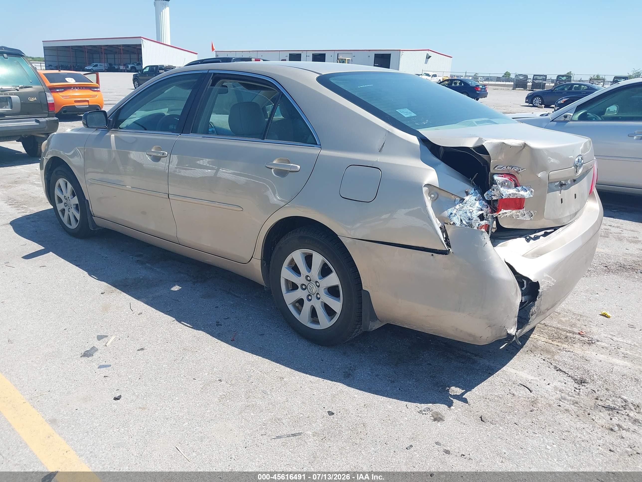 2008 Toyota Camry Xle Tan vin: 4T1BE46K78U738906