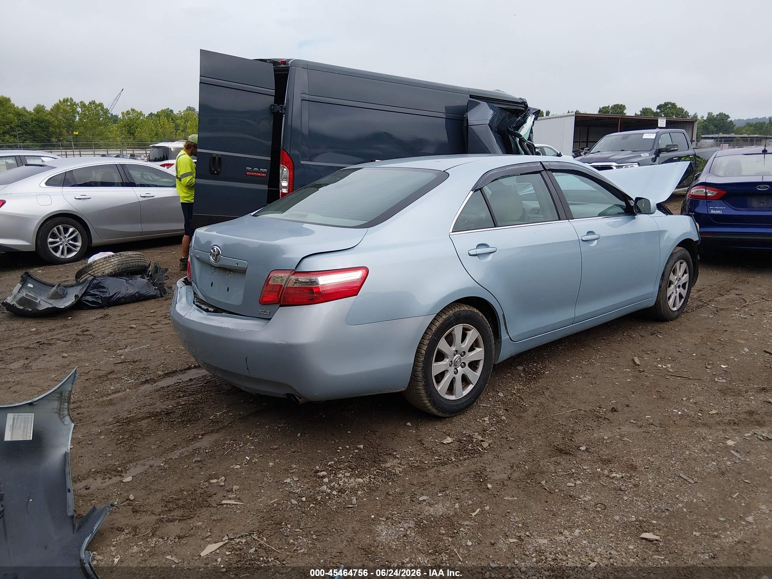 2008 Toyota Camry Xle Light Blue vin: 4T1BE46K78U739831