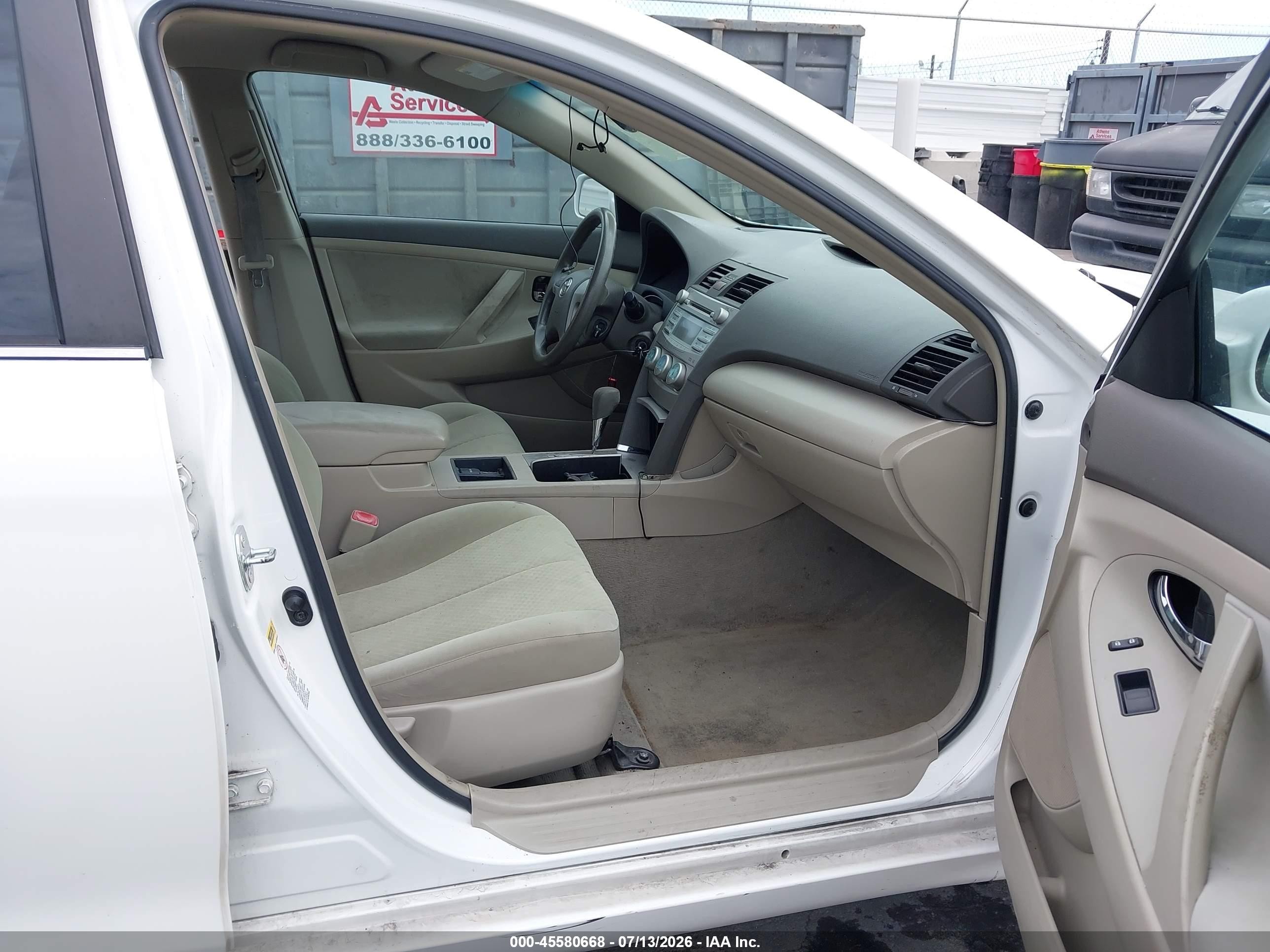 2008 Toyota Camry   White vin: 4T1BE46K78U756760