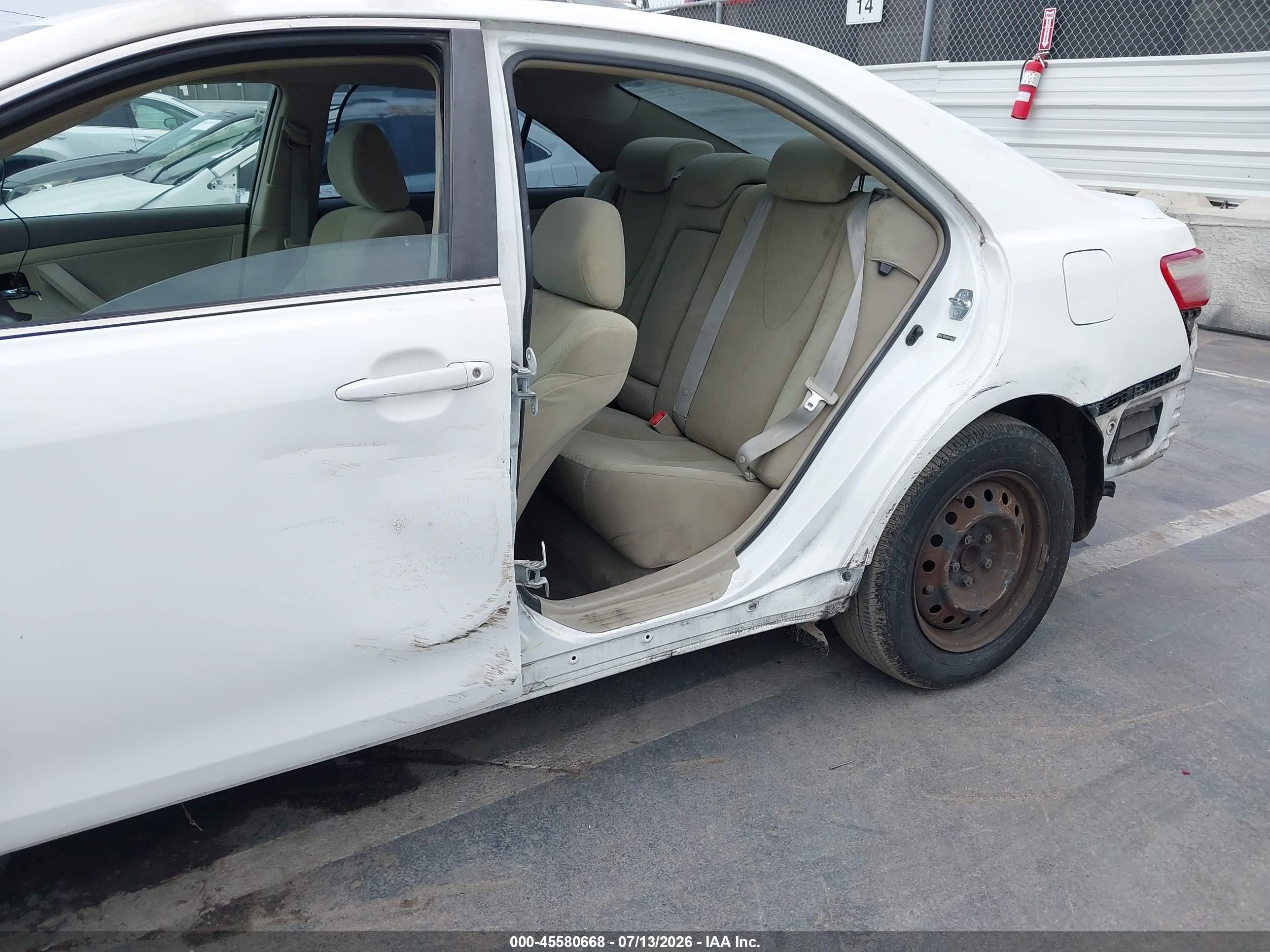 2008 Toyota Camry   White vin: 4T1BE46K78U756760