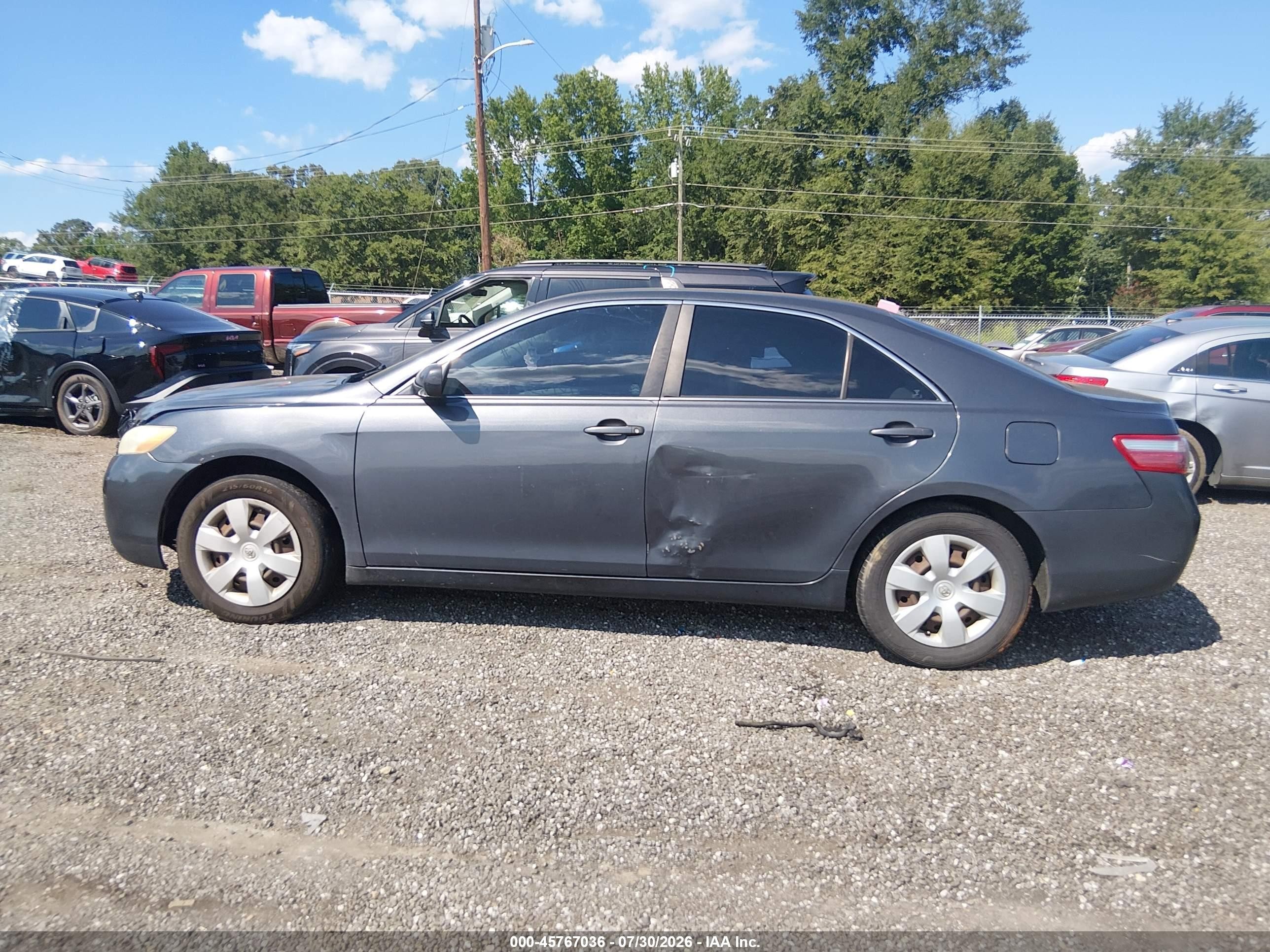 2009 Toyota Camry Le Gray vin: 4T1BE46K79U284867
