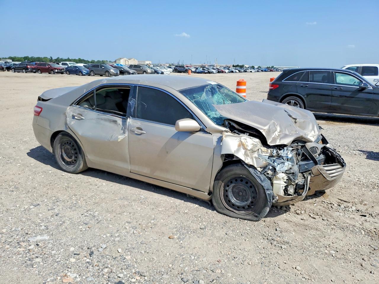 2009 Toyota Camry Le Tan vin: 4T1BE46K79U292175