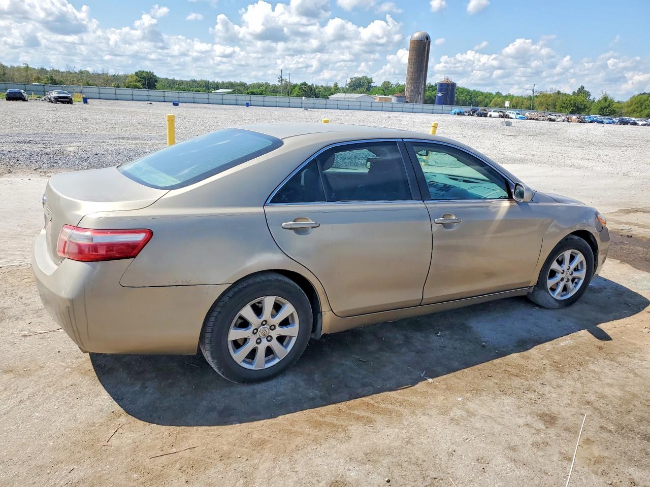 2009 Toyota Camry Xle Gold vin: 4T1BE46K79U293388