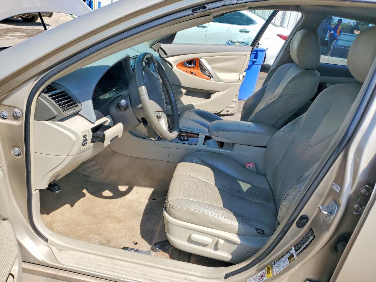 2009 Toyota Camry Xle Gold vin: 4T1BE46K79U293388
