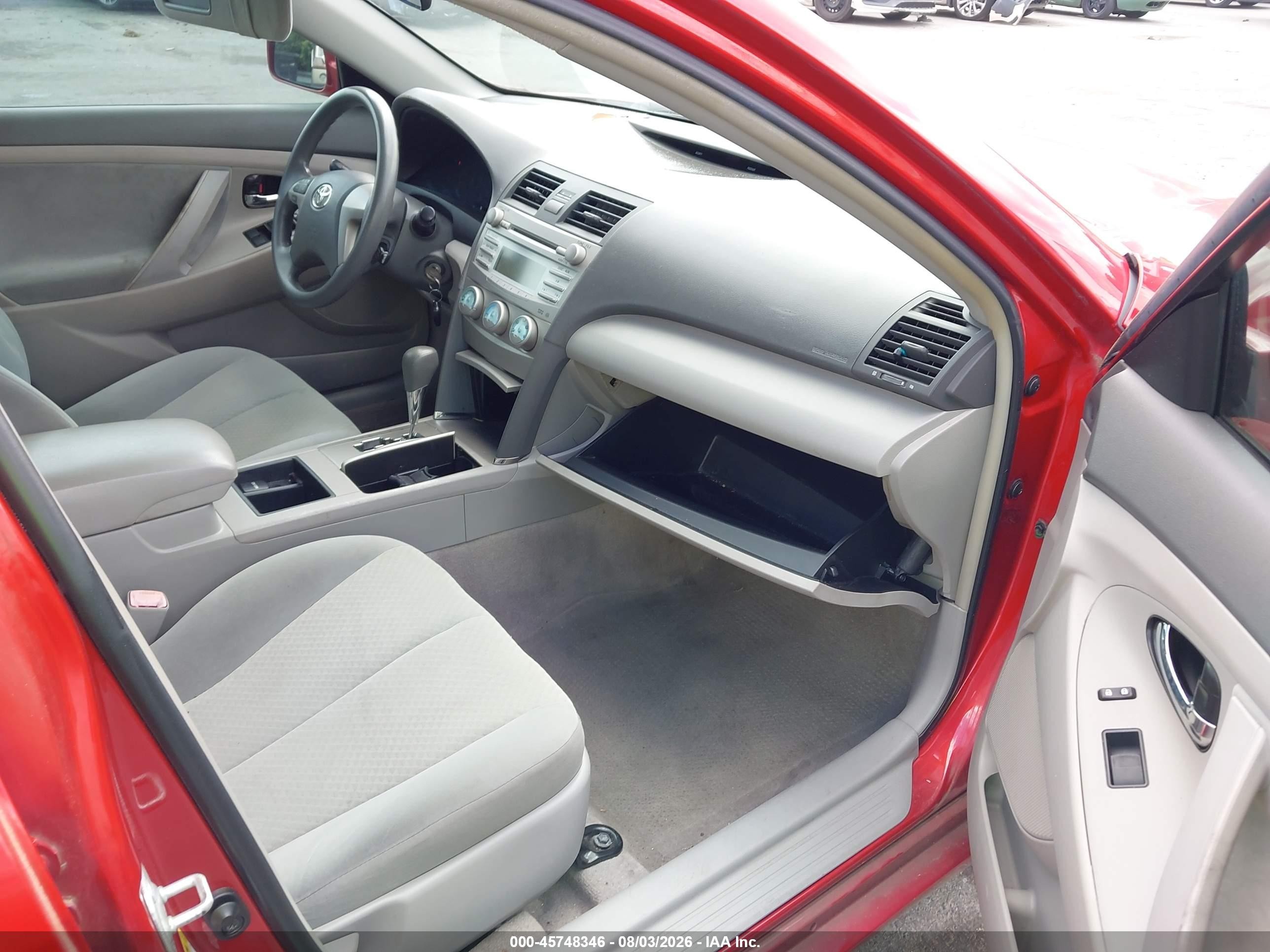 2009 Toyota Camry Le Red vin: 4T1BE46K79U300226