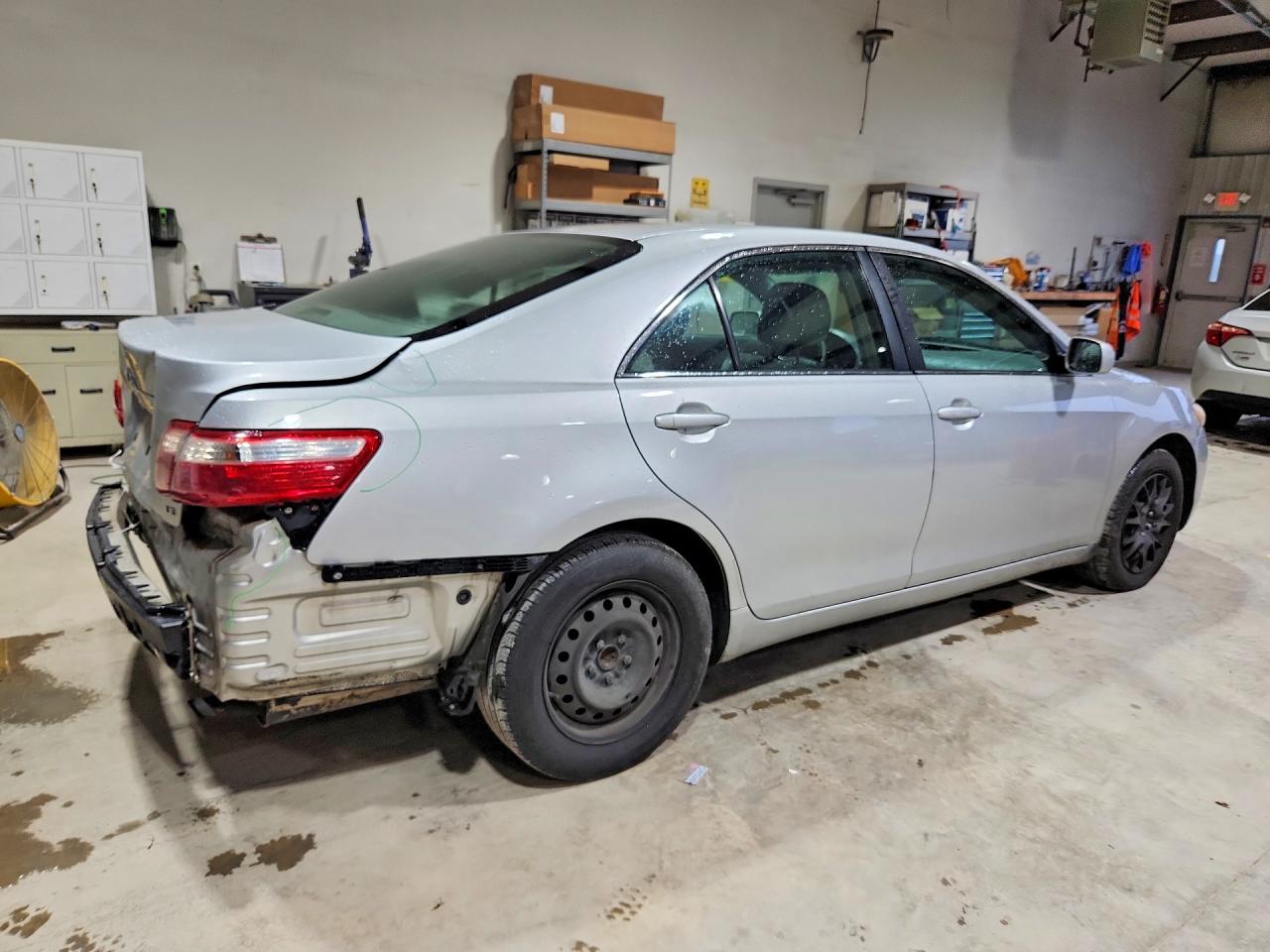 2009 Toyota Camry Le Silver vin: 4T1BE46K79U324820