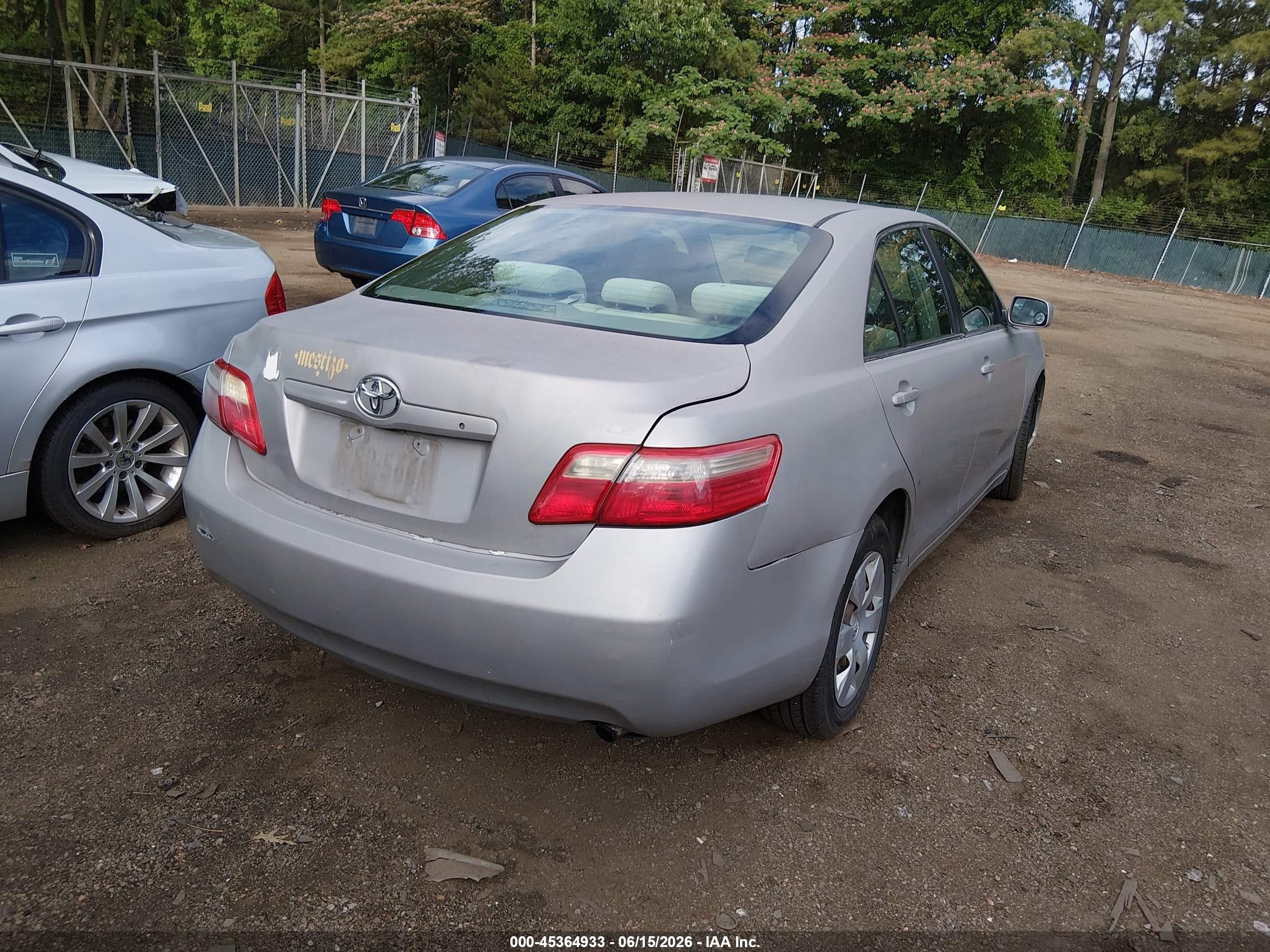 2009 Toyota Camry Le Silver vin: 4T1BE46K79U334926
