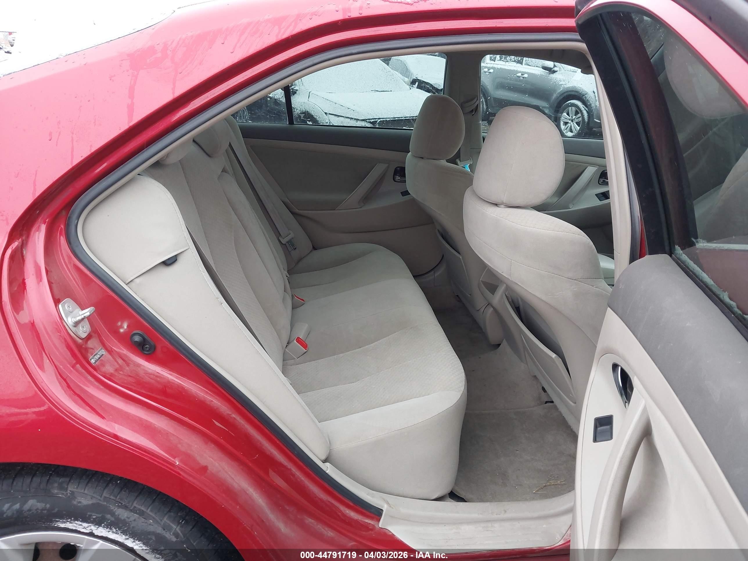 2009 Toyota Camry Le Red vin: 4T1BE46K79U355114