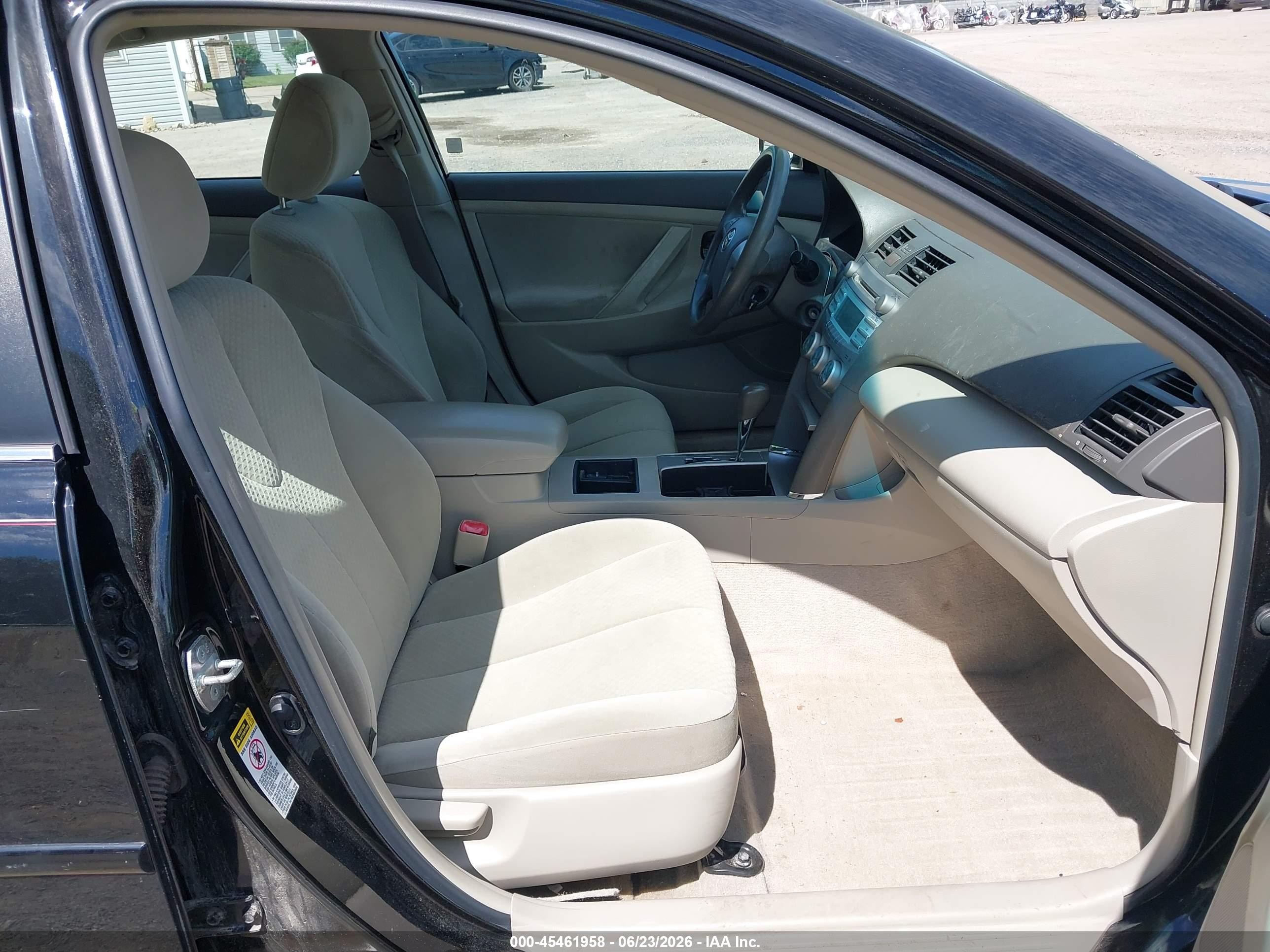2009 Toyota Camry Le Black vin: 4T1BE46K79U360720