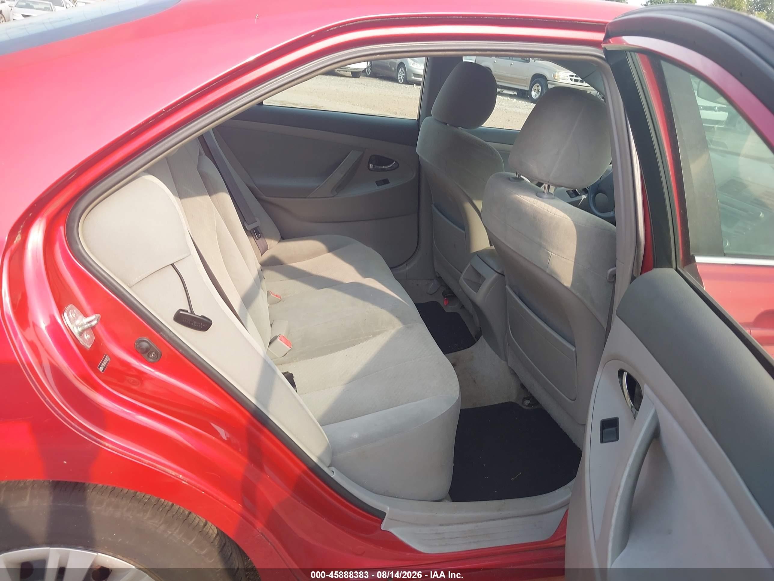 2009 Toyota Camry Le Красный vin: 4T1BE46K79U391577