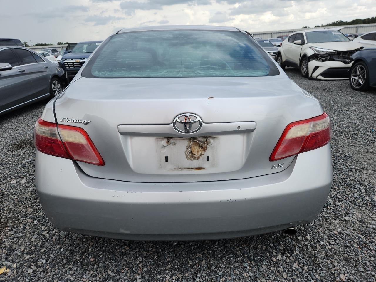 2009 Toyota Camry Le Silver vin: 4T1BE46K79U405719