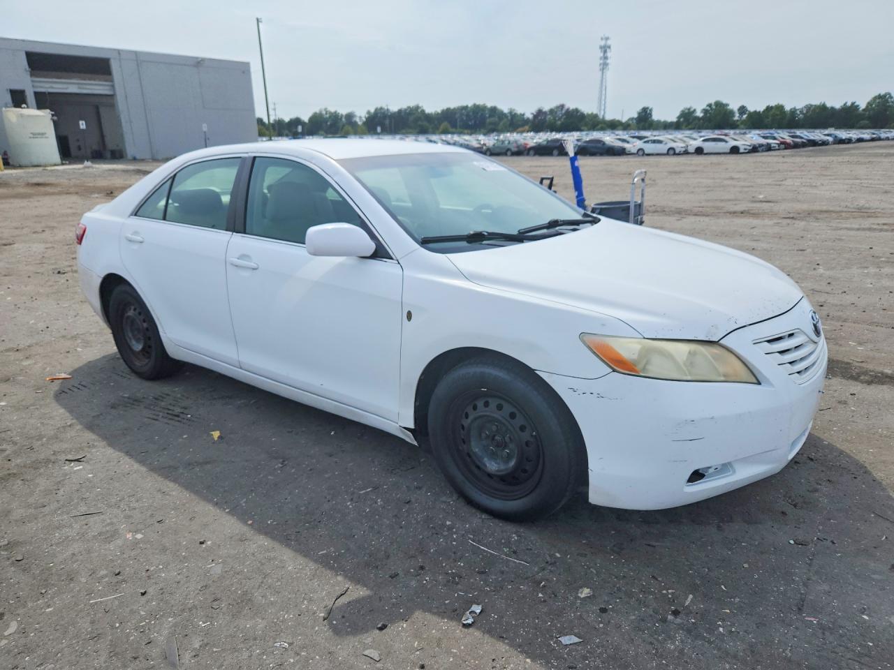 2009 Toyota Camry Le White vin: 4T1BE46K79U800225