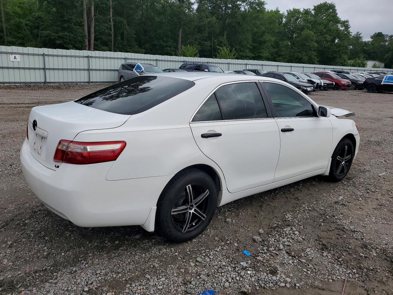 2009 Toyota Camry Le White vin: 4T1BE46K79U805053