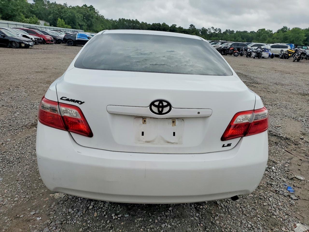 2009 Toyota Camry Le White vin: 4T1BE46K79U805053