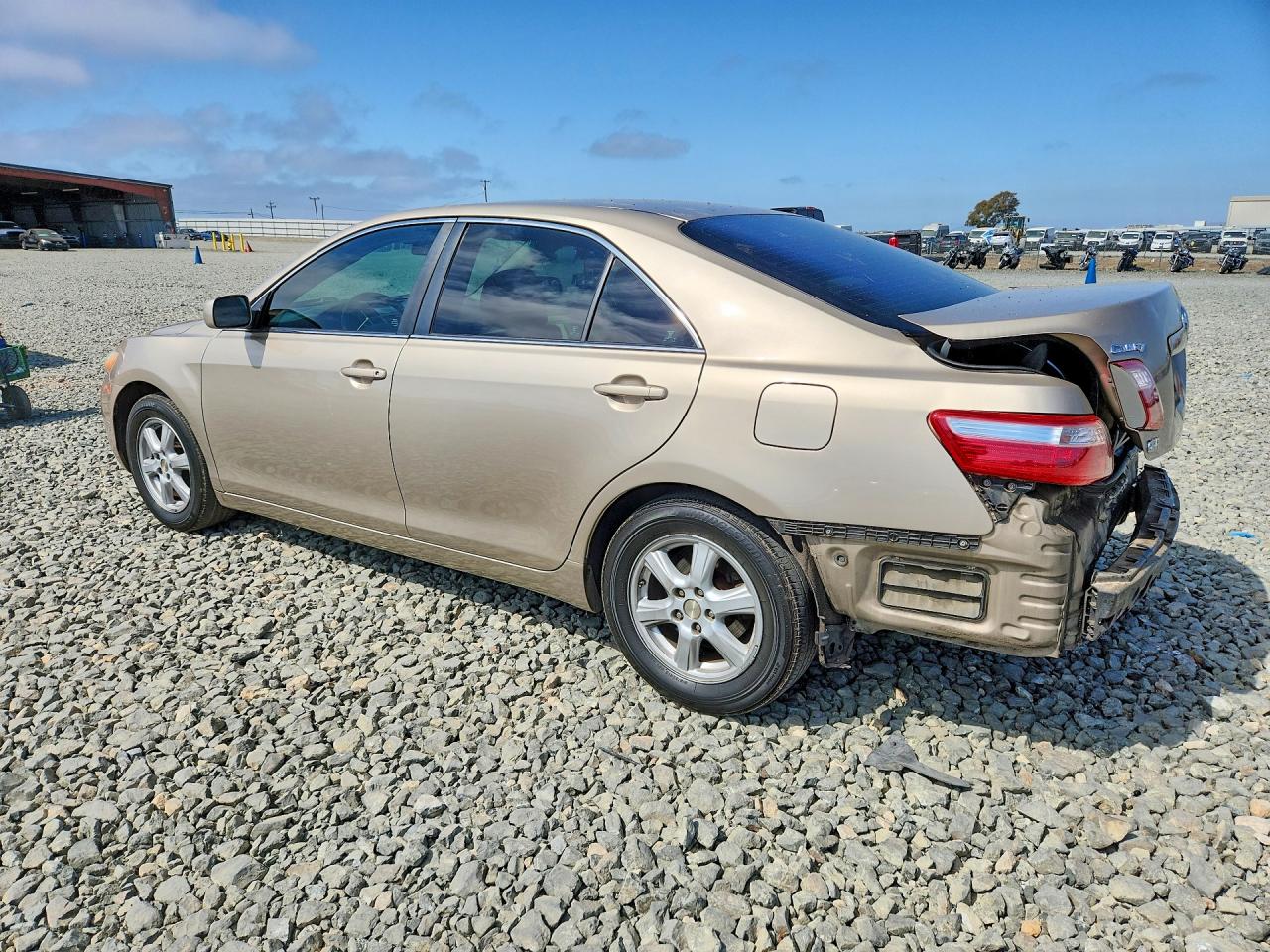 2009 Toyota Camry Le Желто-коричневый vin: 4T1BE46K79U808468