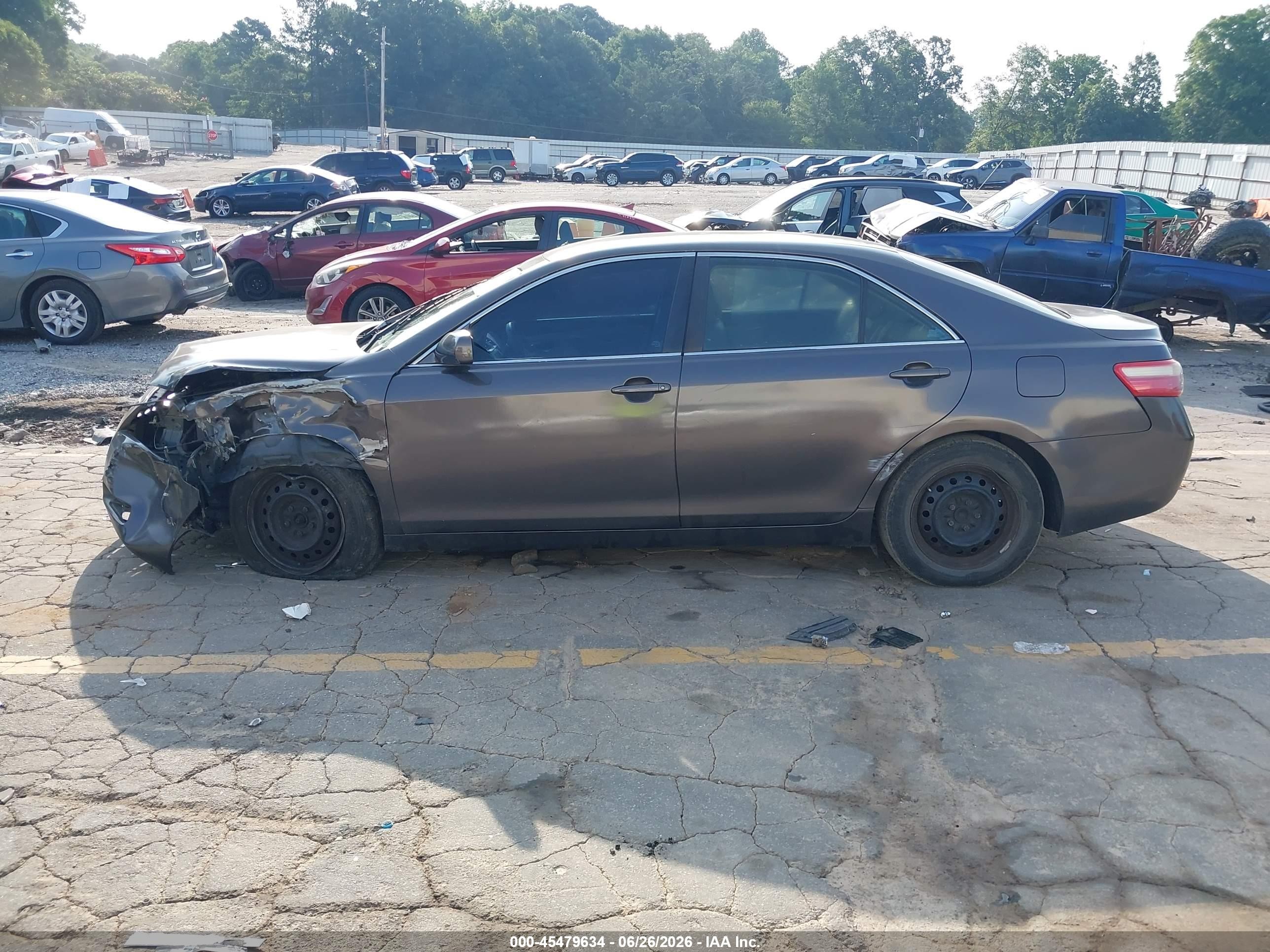 2009 Toyota Camry Le Gray vin: 4T1BE46K79U821916