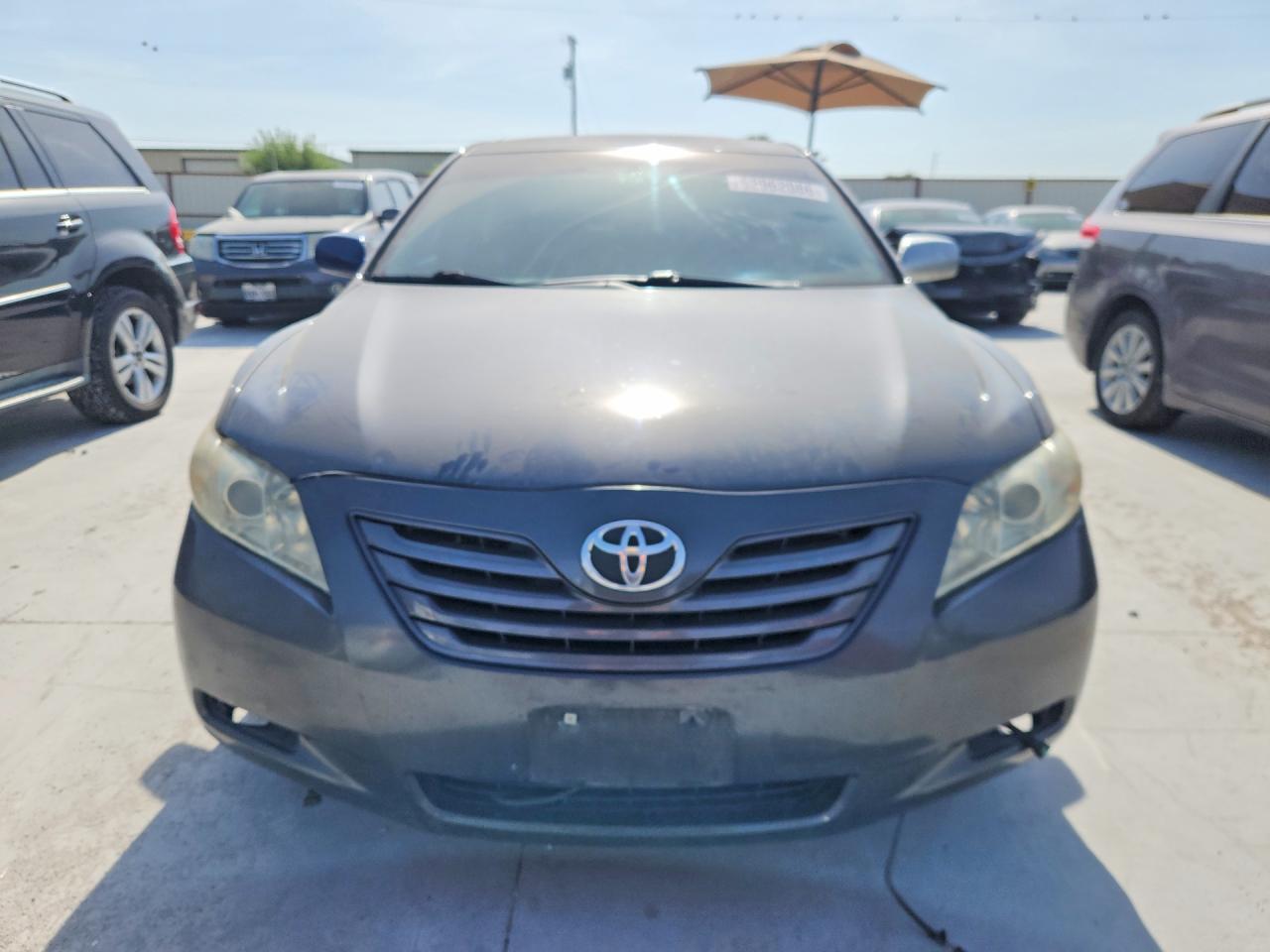 2009 Toyota Camry Le Gray vin: 4T1BE46K79U838828