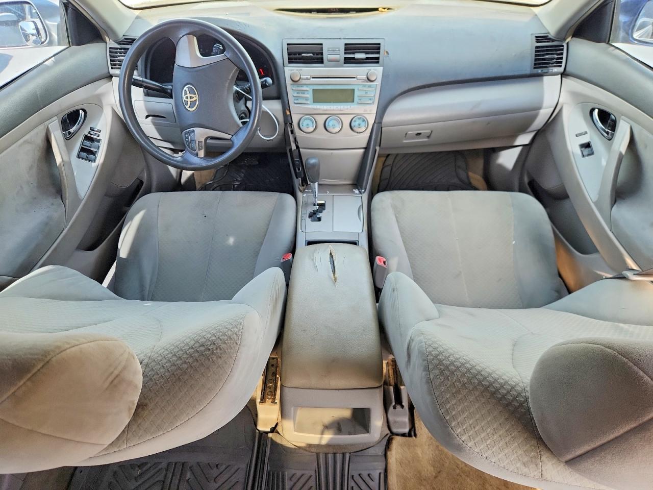 2009 Toyota Camry Le Gray vin: 4T1BE46K79U838828