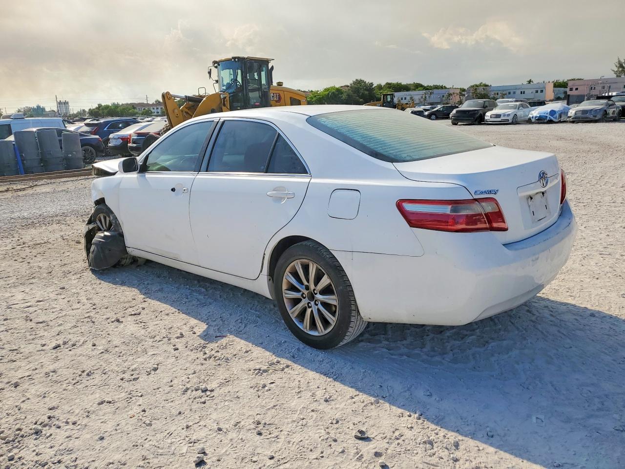2009 Toyota Camry Le White vin: 4T1BE46K79U863356