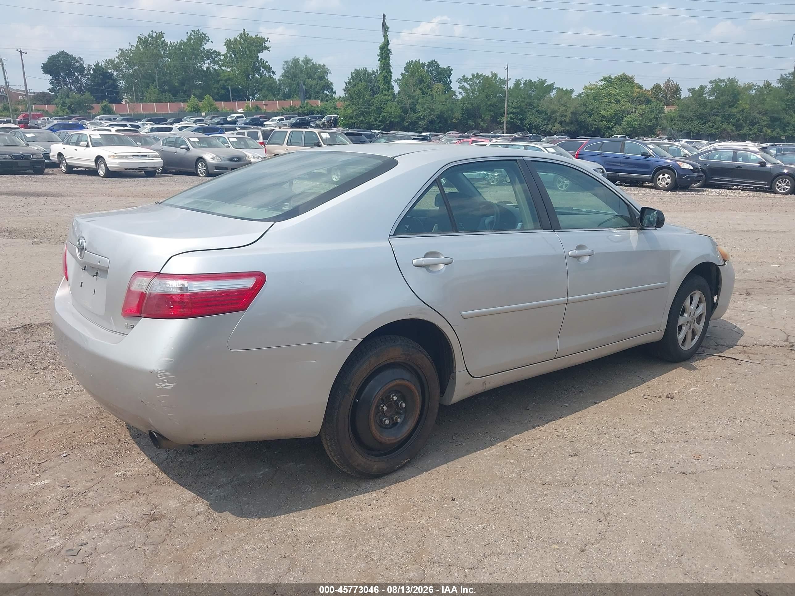 2009 Toyota Camry Le Silver vin: 4T1BE46K79U893666