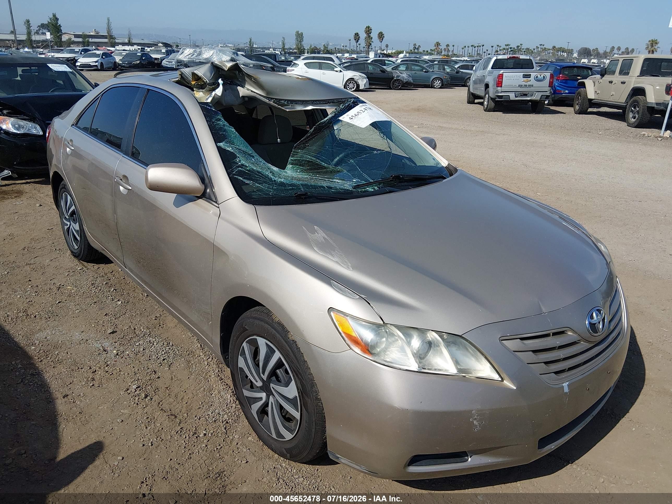2009 Toyota Camry   Коричневый vin: 4T1BE46K79U894591