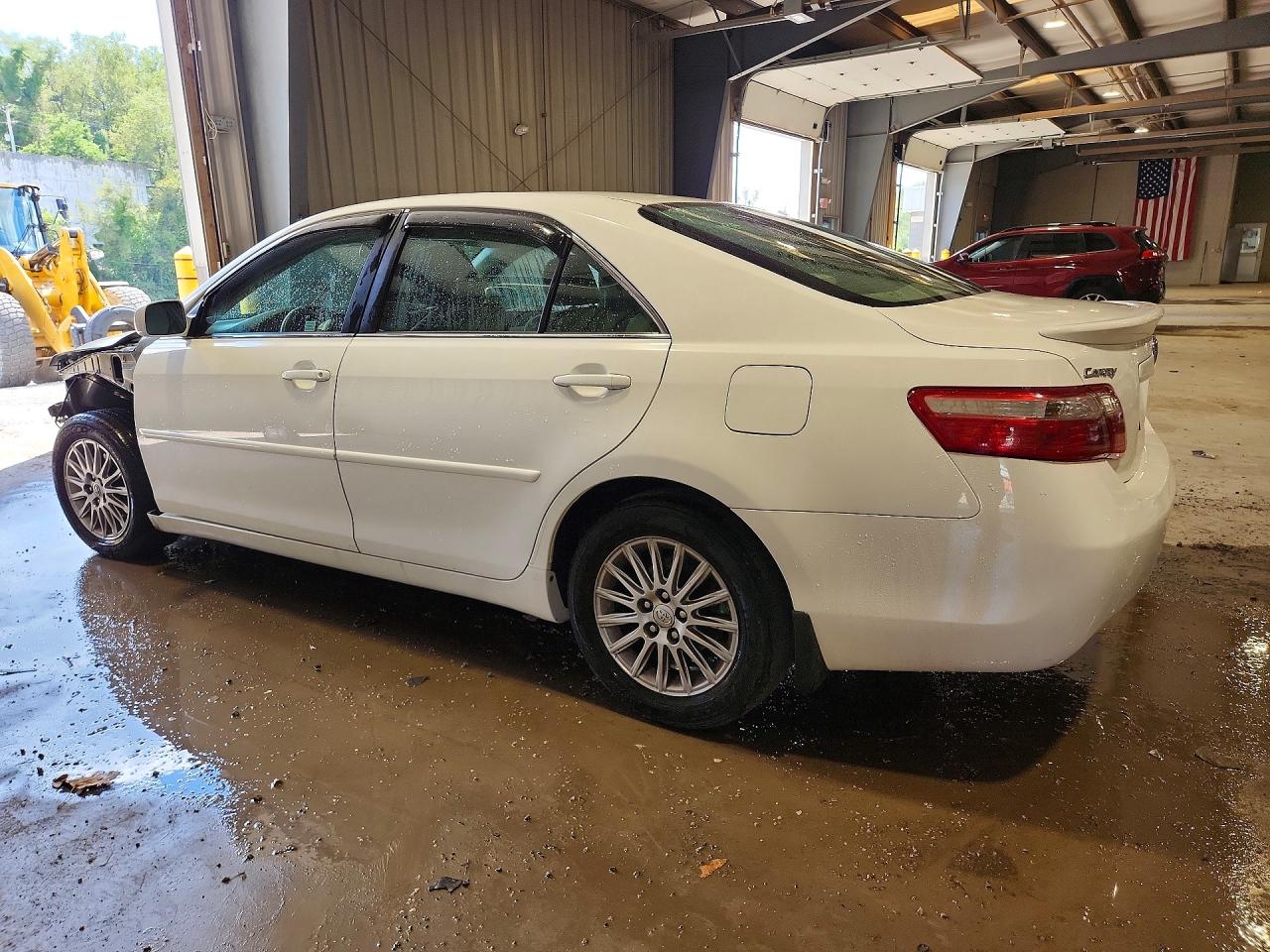 2009 Toyota Camry Le White vin: 4T1BE46K79U914662
