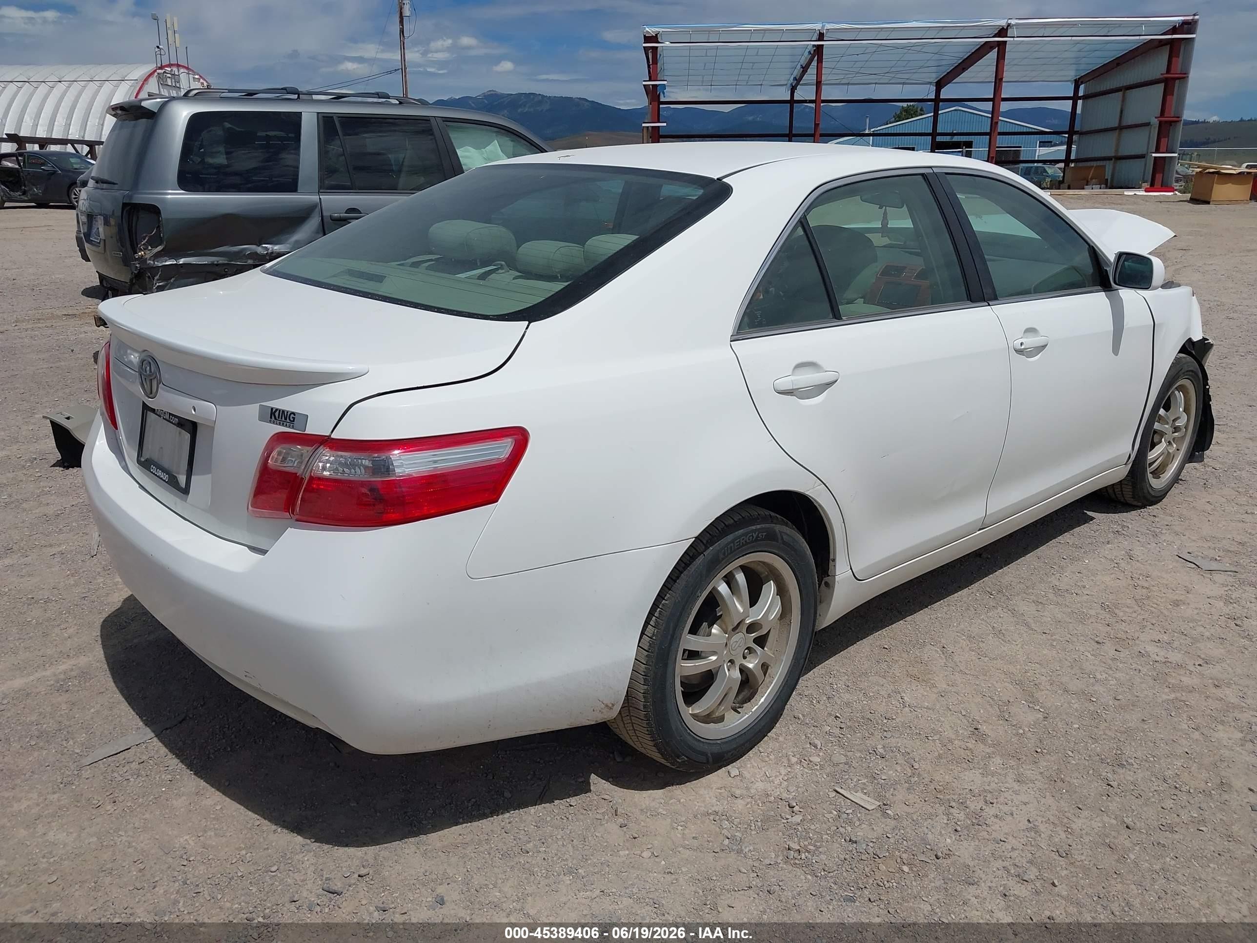 2009 Toyota Camry   White vin: 4T1BE46K79U920803