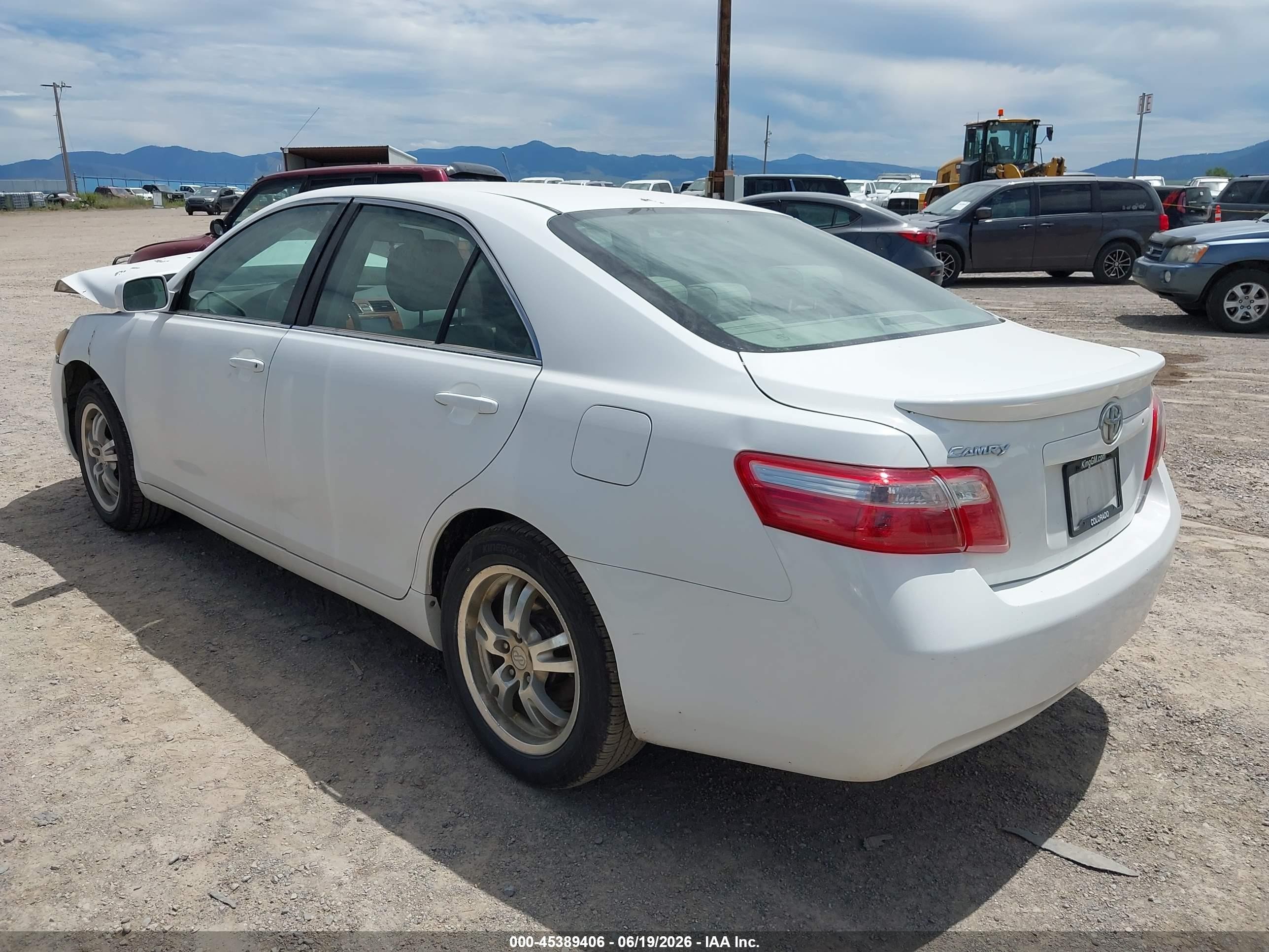 2009 Toyota Camry   White vin: 4T1BE46K79U920803