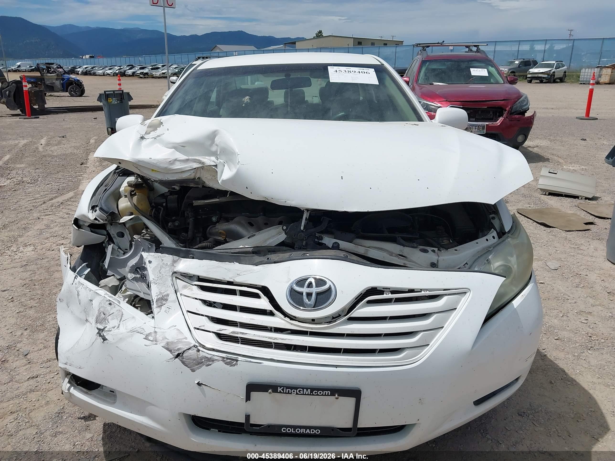 2009 Toyota Camry   White vin: 4T1BE46K79U920803