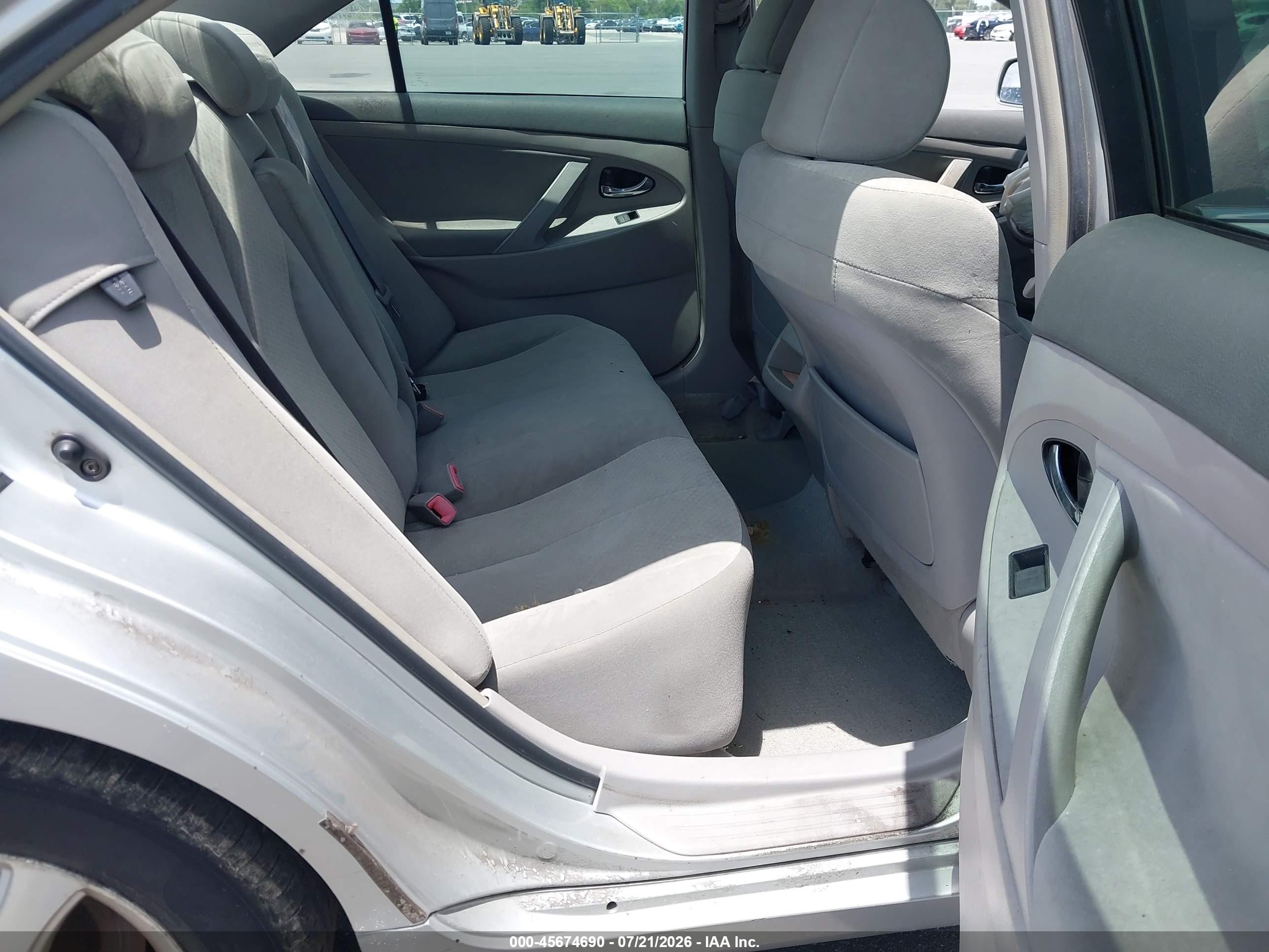 2007 Toyota Camry Le Silver vin: 4T1BE46K87U003270