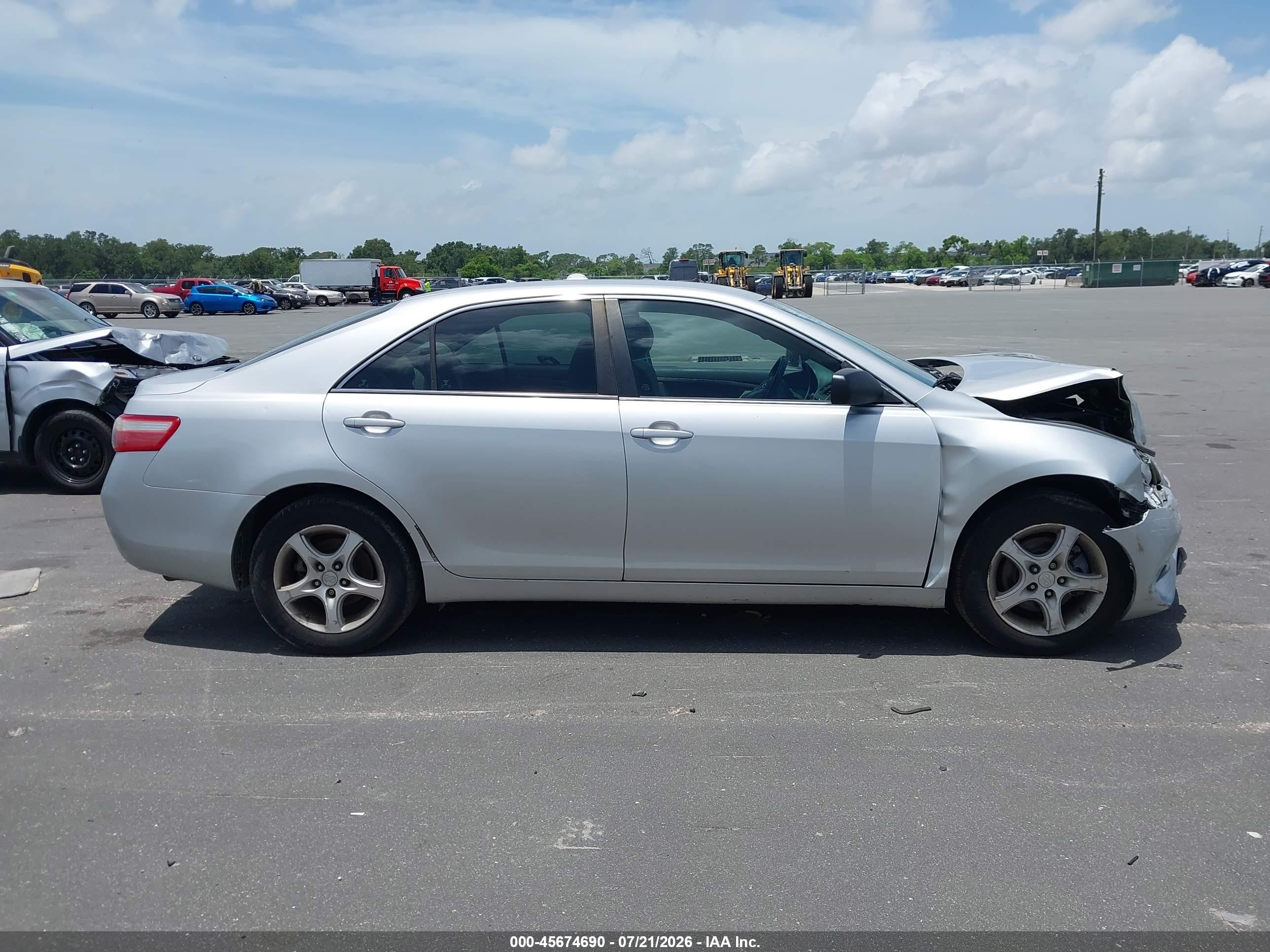 2007 Toyota Camry Le Silver vin: 4T1BE46K87U003270