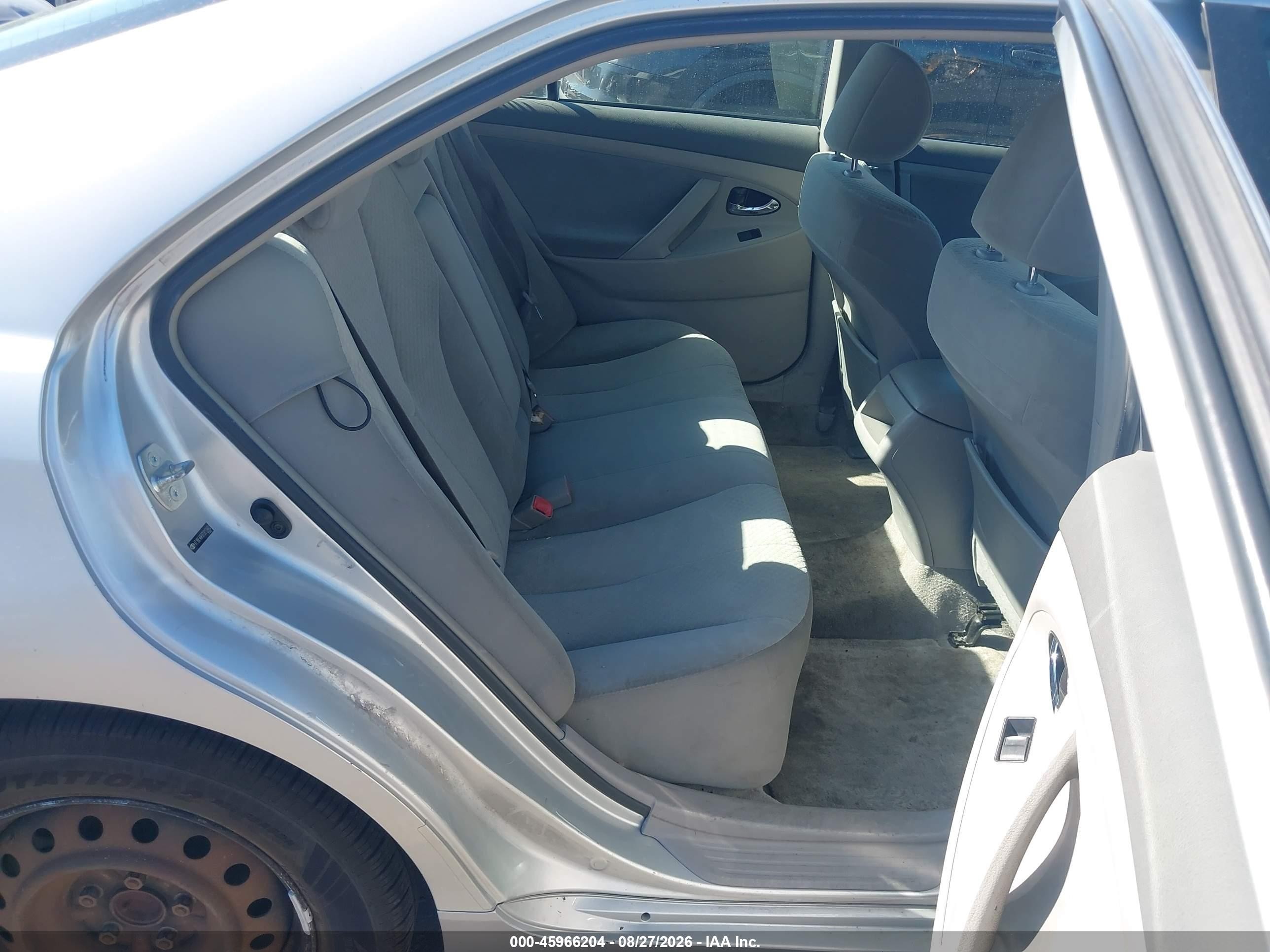 2007 Toyota Camry Le Silver vin: 4T1BE46K87U013460