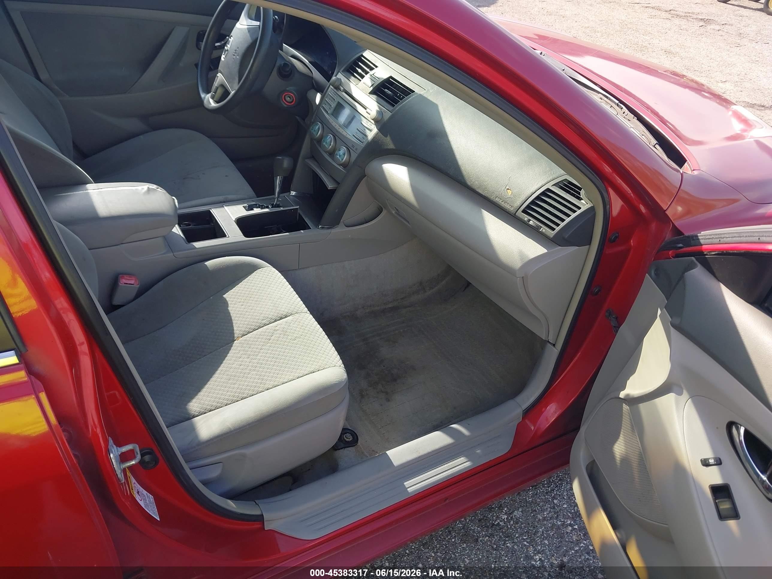 2007 Toyota Camry Le Red vin: 4T1BE46K87U022904