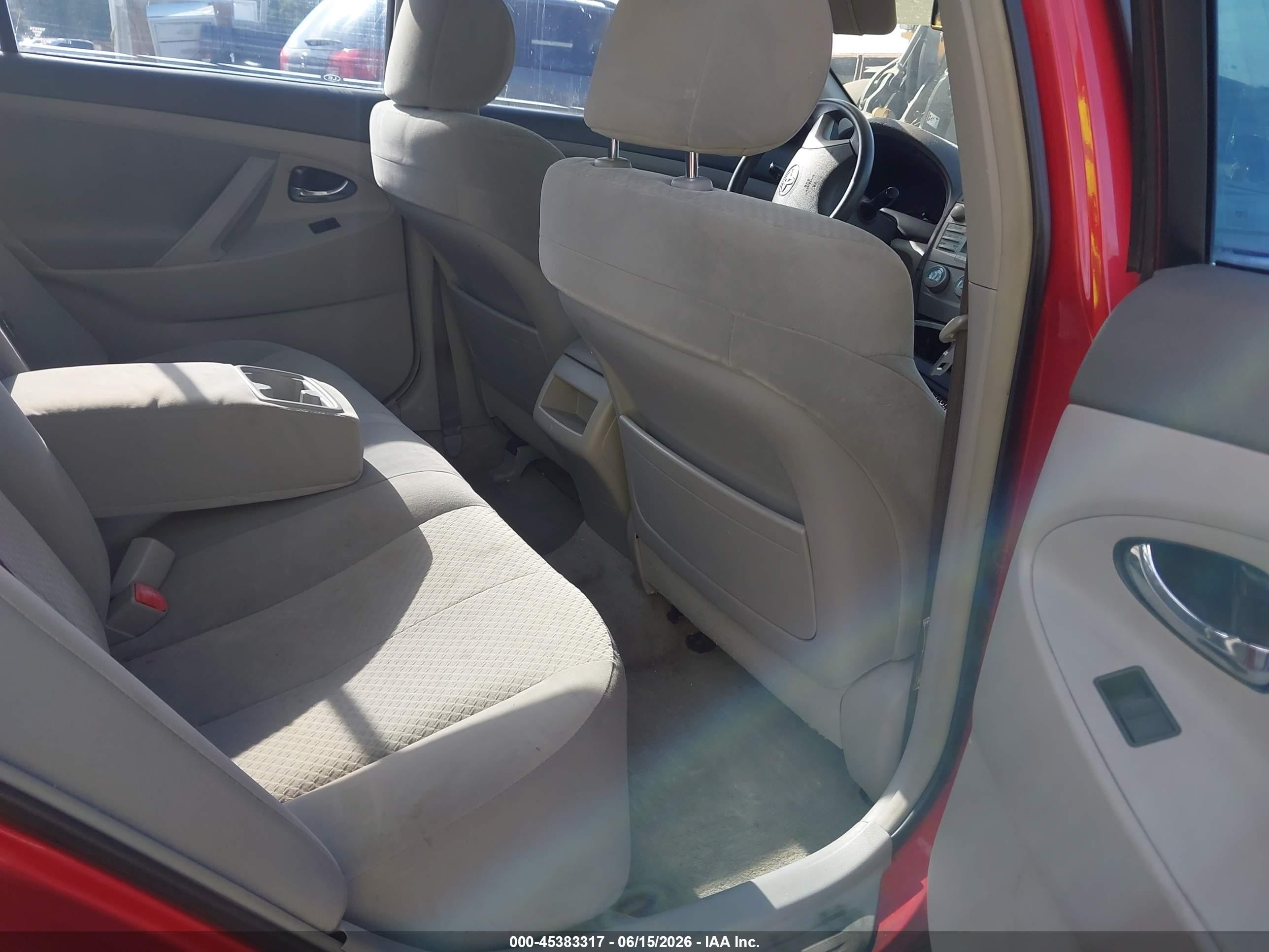2007 Toyota Camry Le Red vin: 4T1BE46K87U022904