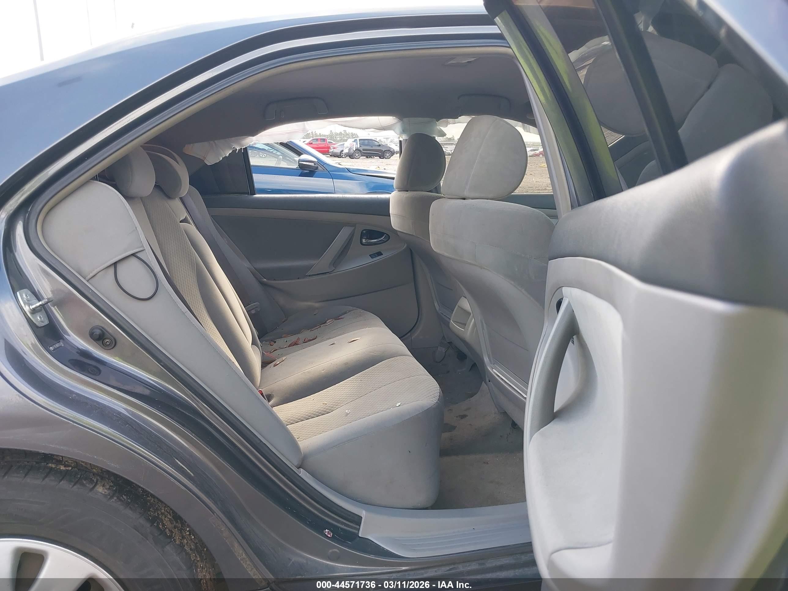 2007 Toyota Camry Le Серый vin: 4T1BE46K87U024684