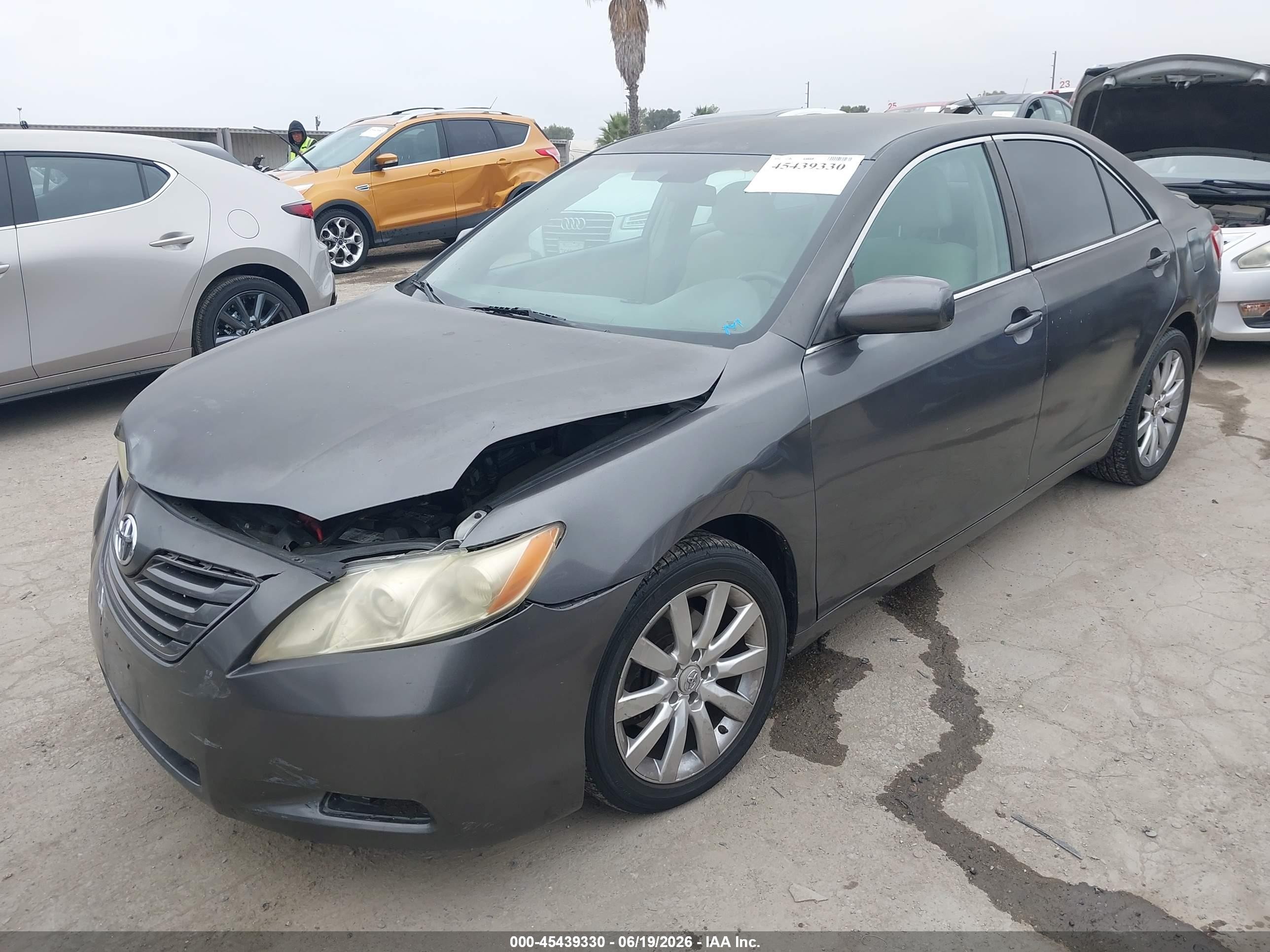 2007 Toyota Camry Le Gray vin: 4T1BE46K87U050282