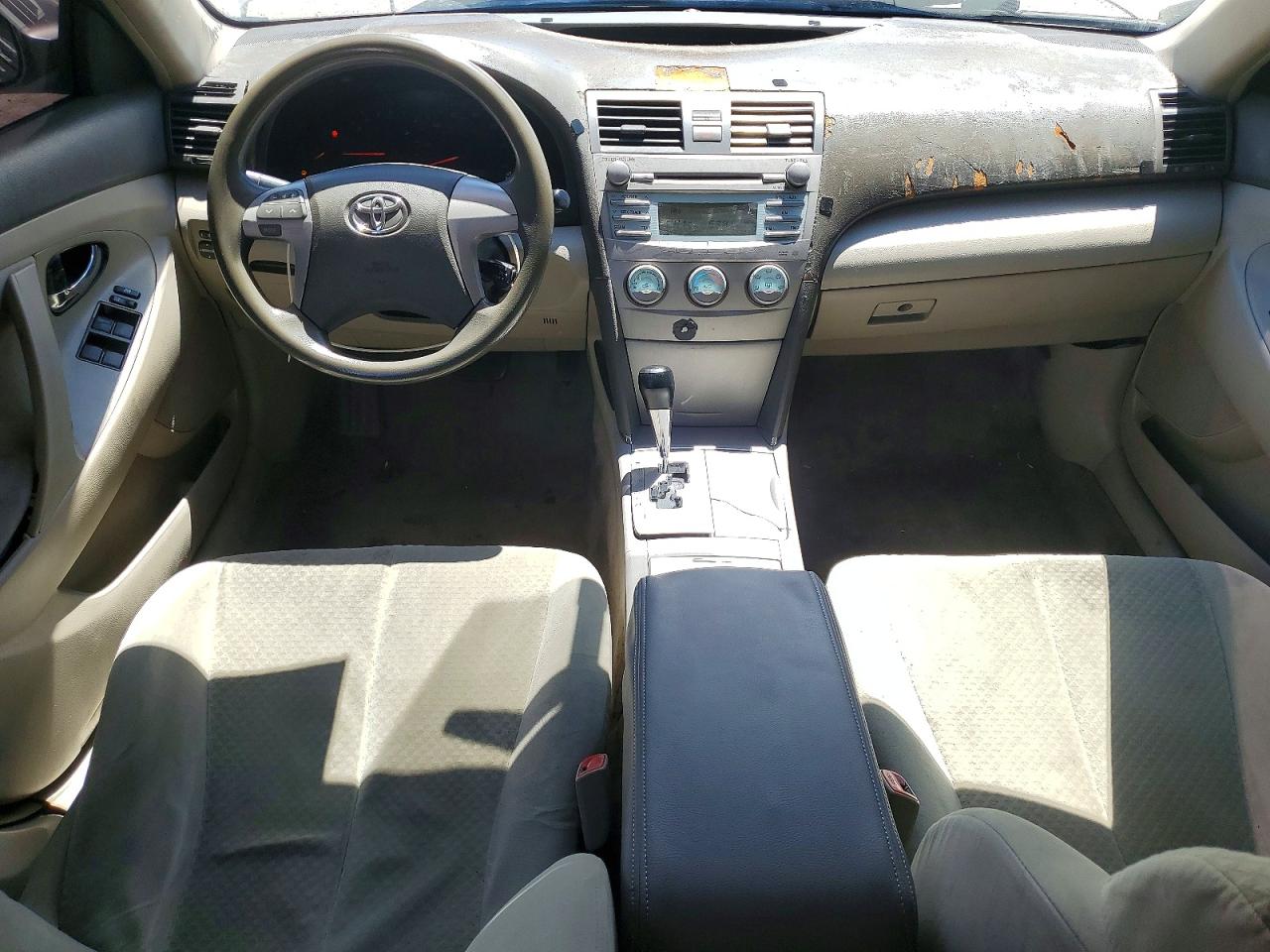 2007 Toyota Camry Le Gold vin: 4T1BE46K87U075182