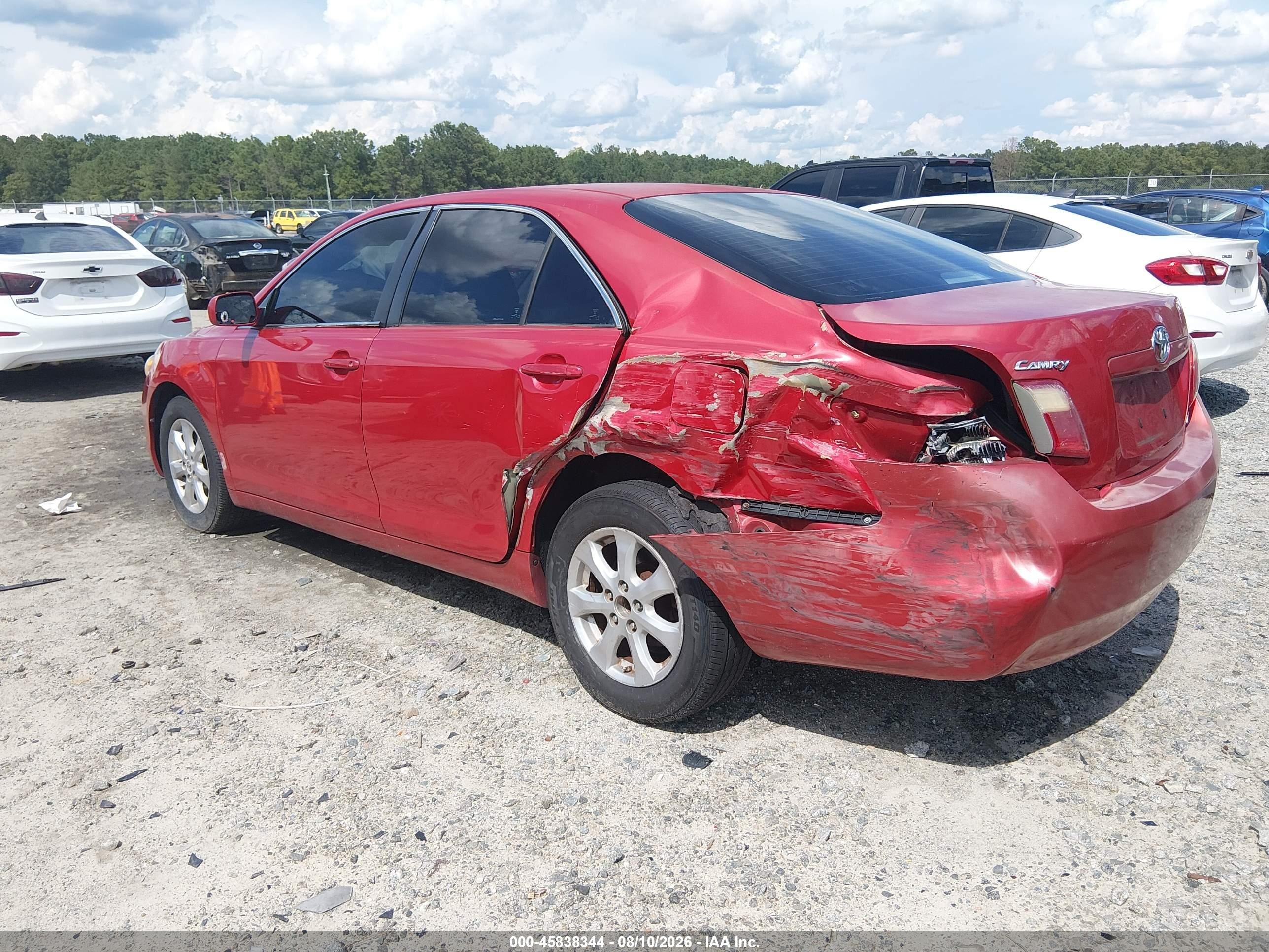2007 Toyota Camry Le Red vin: 4T1BE46K87U094380