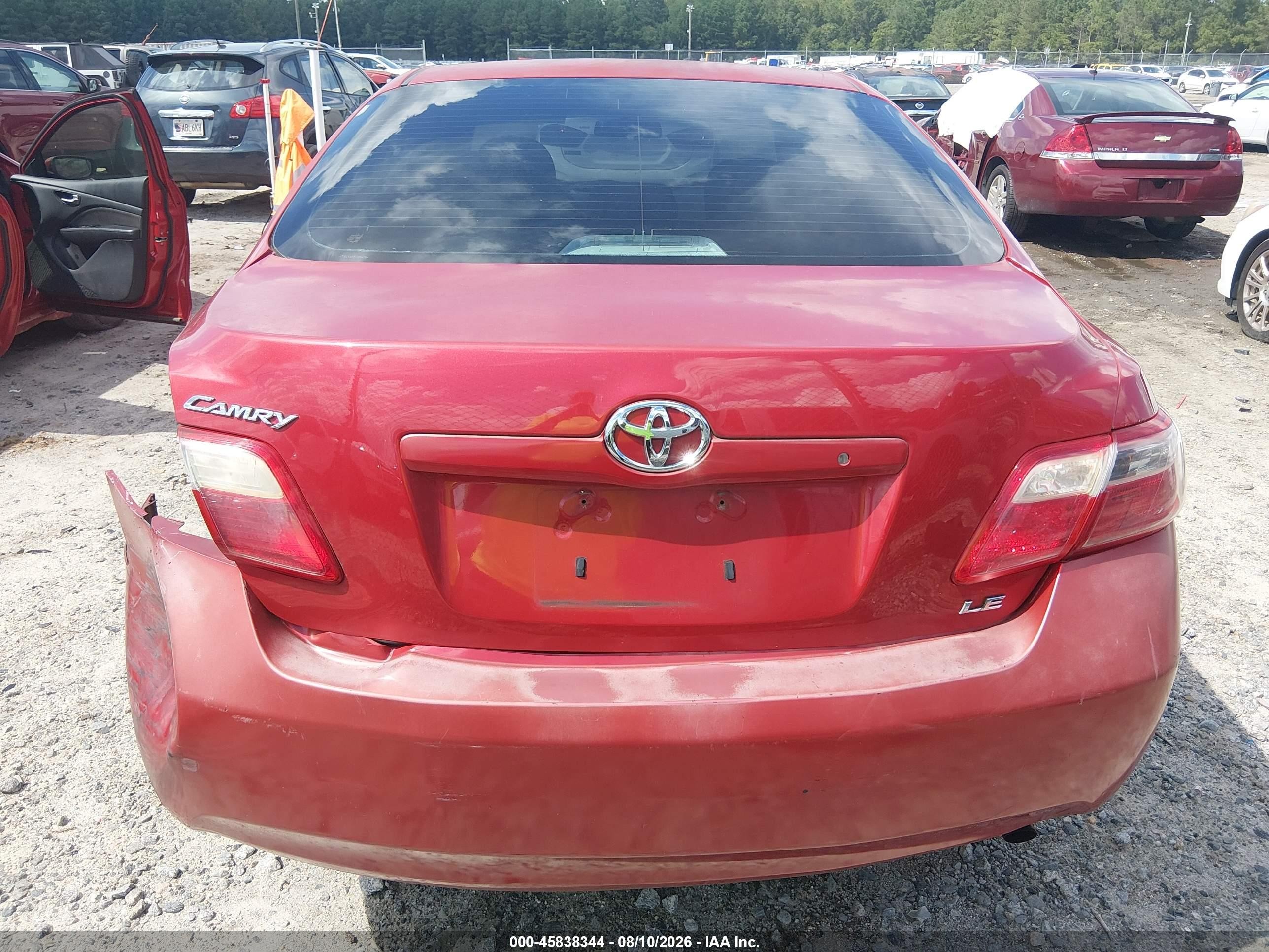 2007 Toyota Camry Le Red vin: 4T1BE46K87U094380