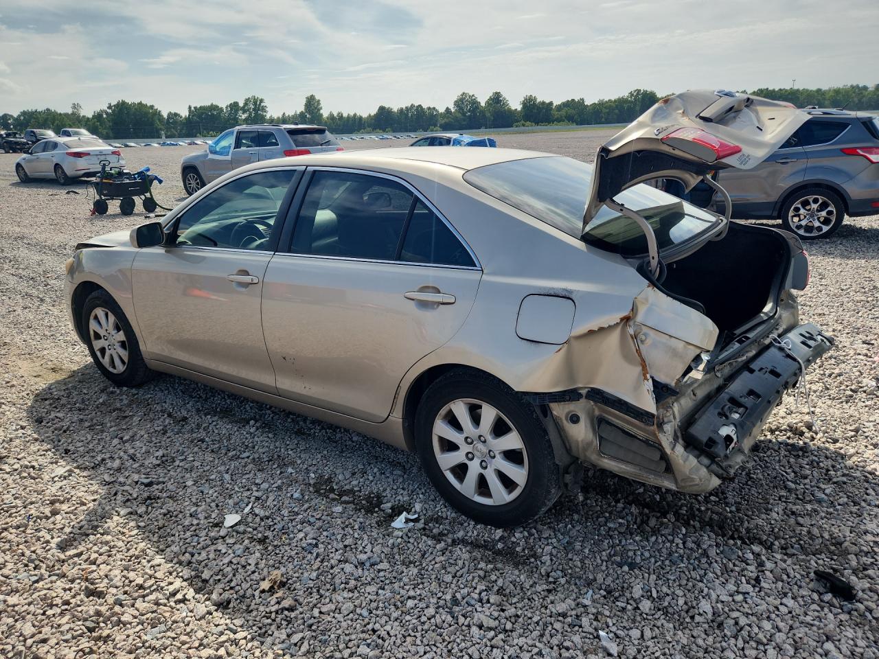 2007 Toyota Camry Le Золотой vin: 4T1BE46K87U104003