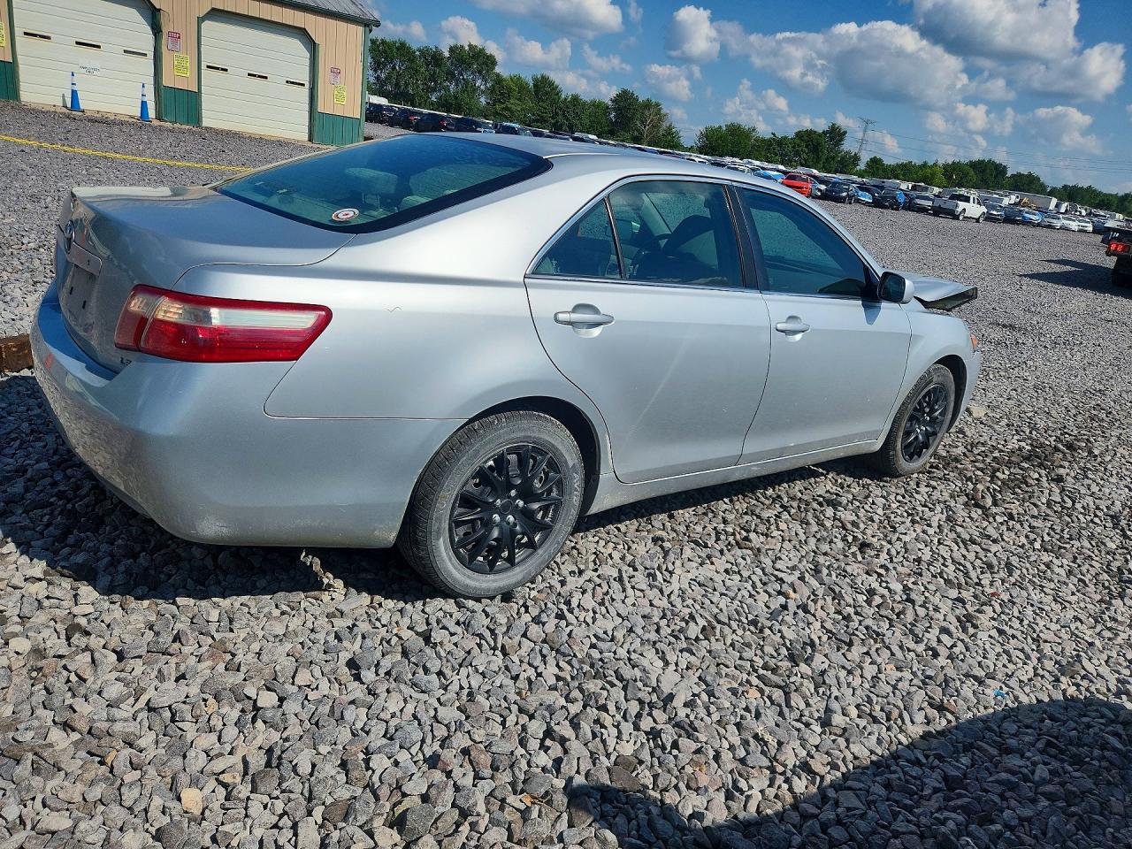 2007 Toyota Camry Le Silver vin: 4T1BE46K87U128754