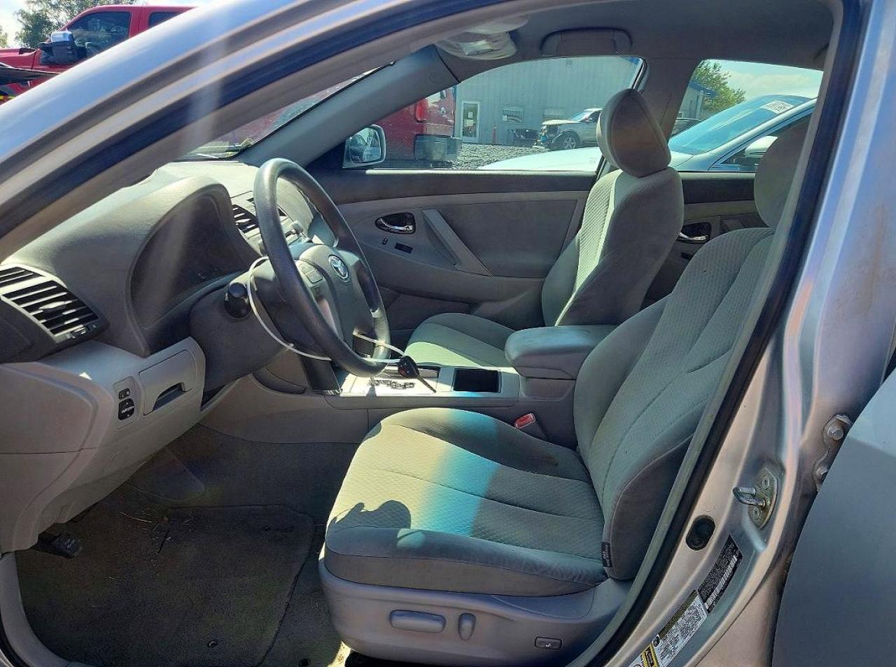 2007 Toyota Camry Le Silver vin: 4T1BE46K87U128754